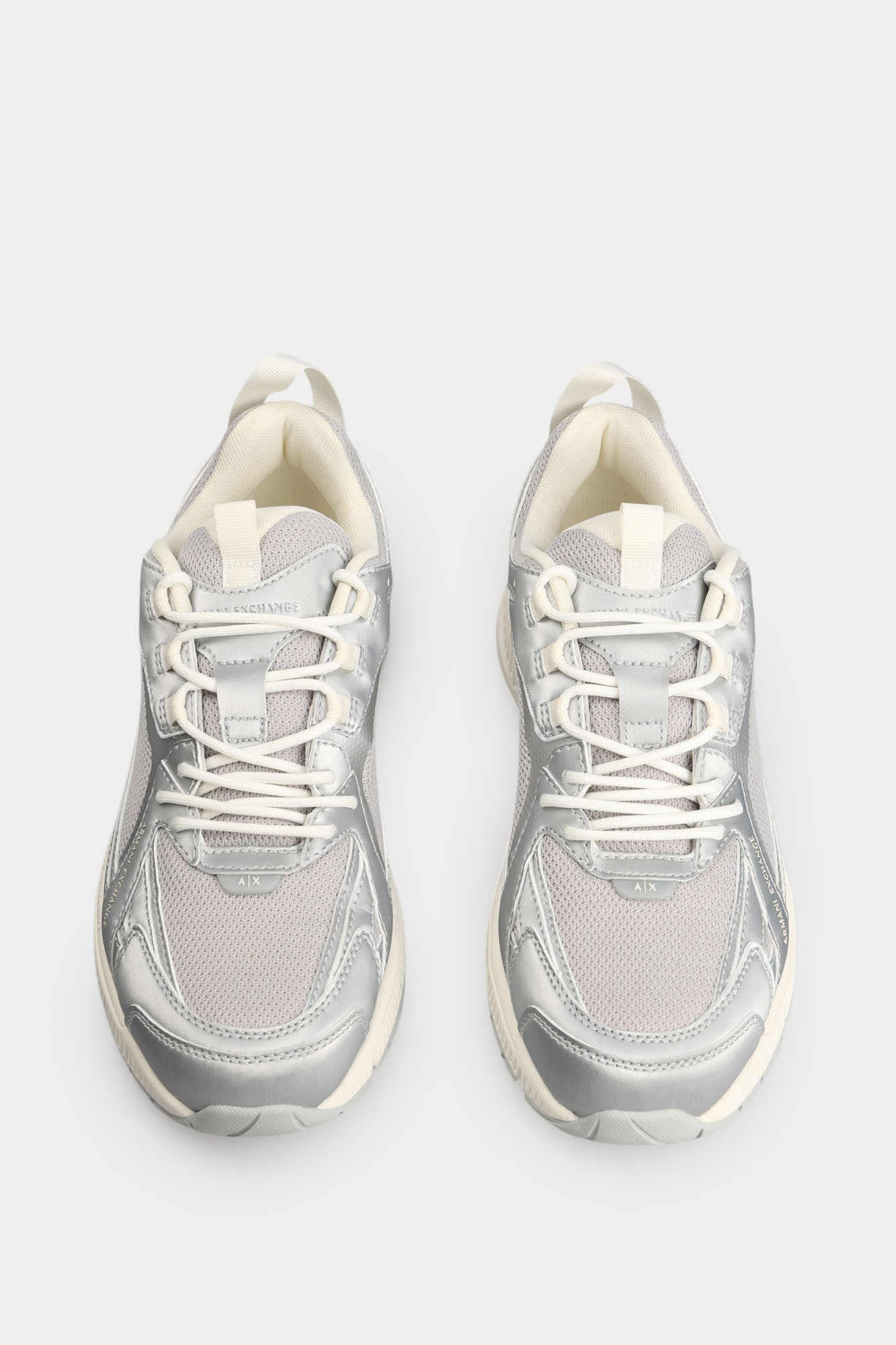 XM001690_AF17453 Кроссовки Armani Exchange Серебряный