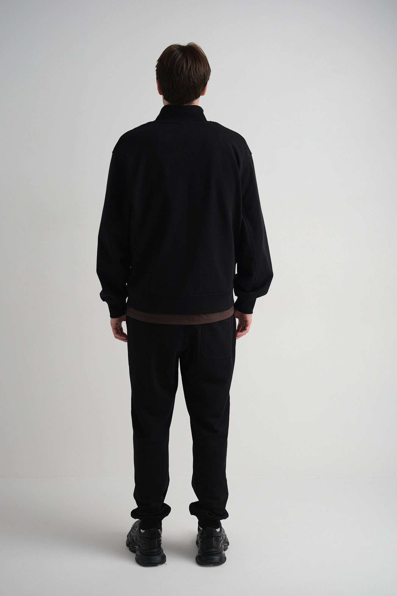 M-242-P-20-0016 Брюки спортивные The Hills Черный