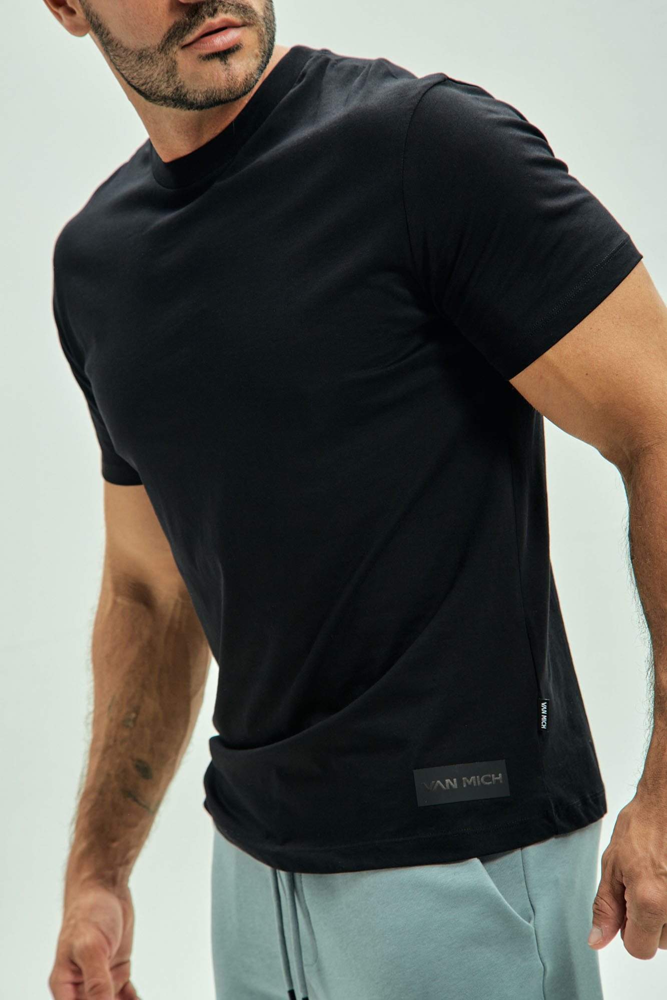 VM-ERK-22-055 Футболка Van Mich Черный