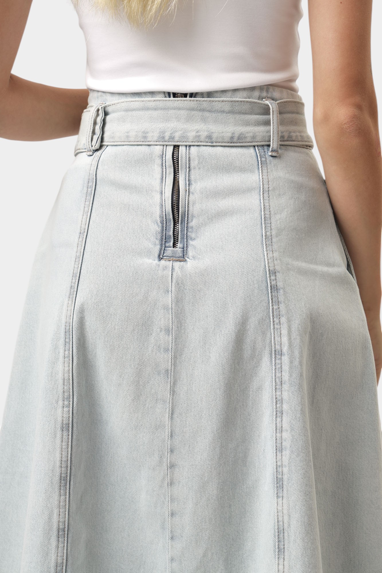 XW001186_AF15102 юбка armani exchange 