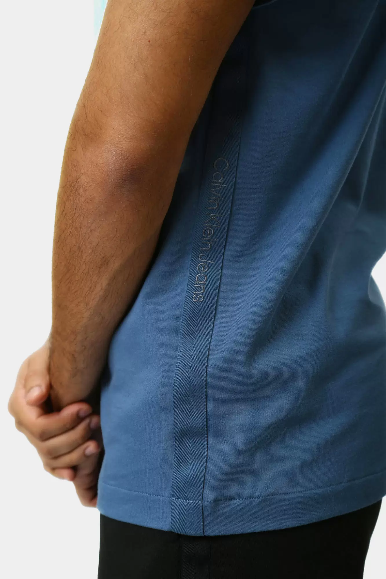 J30J326159 Футболка Calvin Klein Jeans Синий