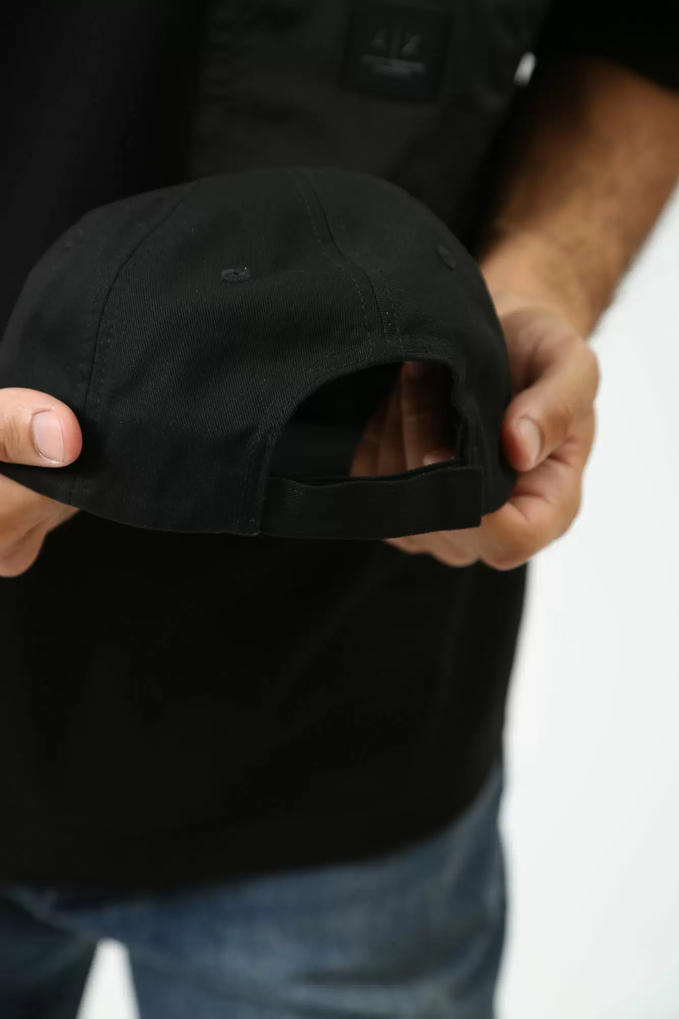 954220_4F101 Кепка Armani Exchange Черный