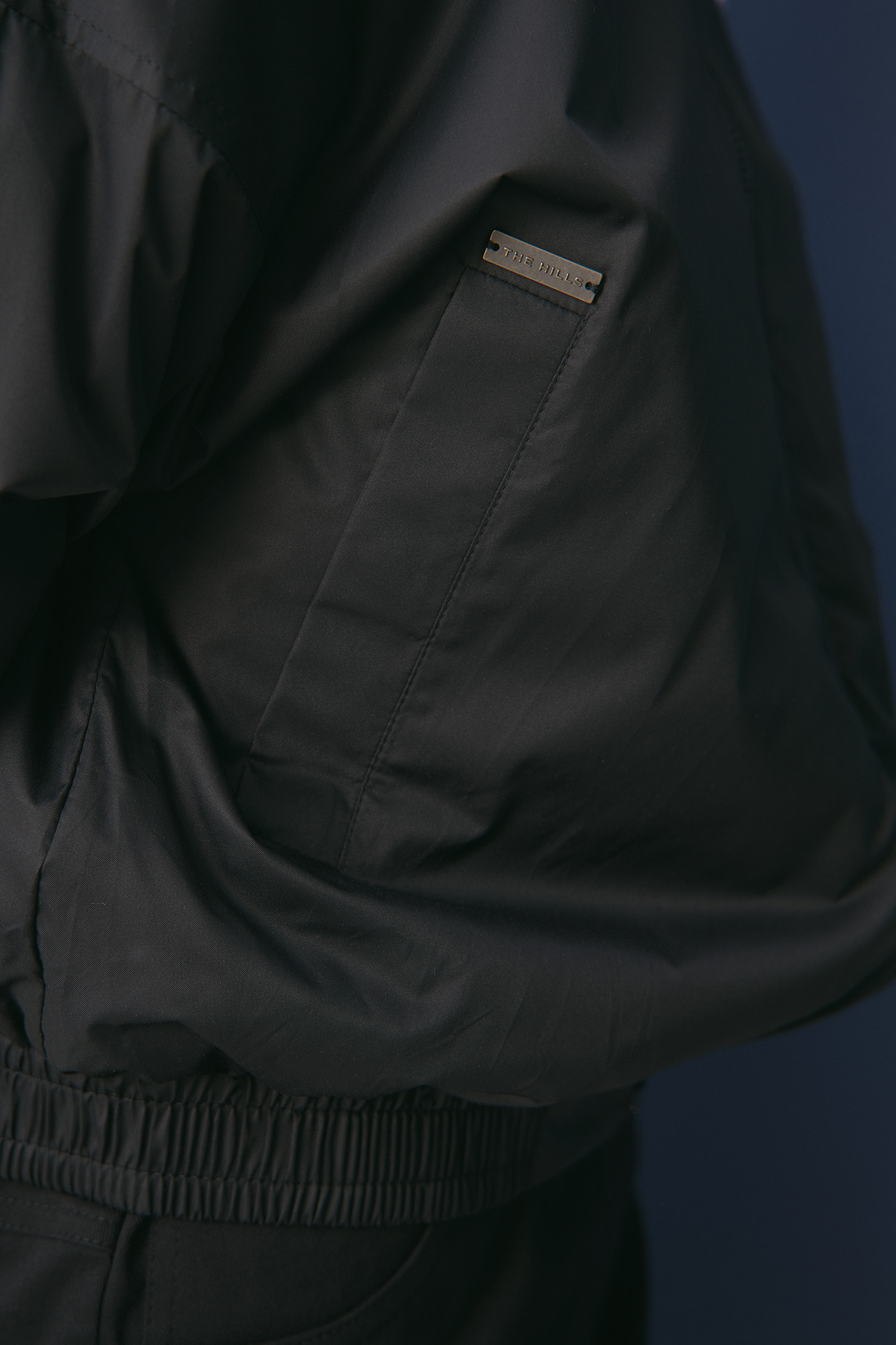 W-232-P-0001 ветровка the hills 