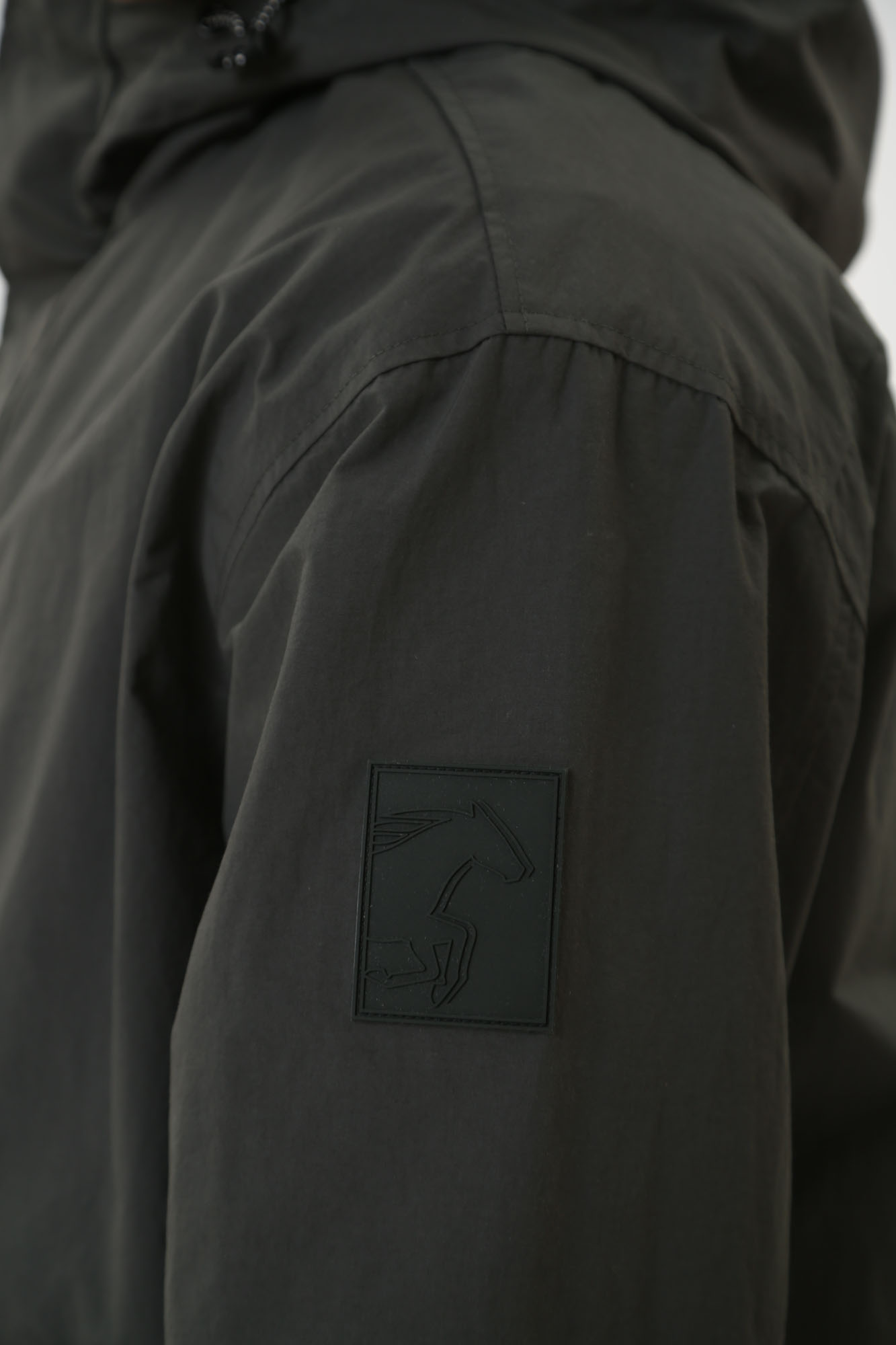 1015602 Ветровка Mustang Черный