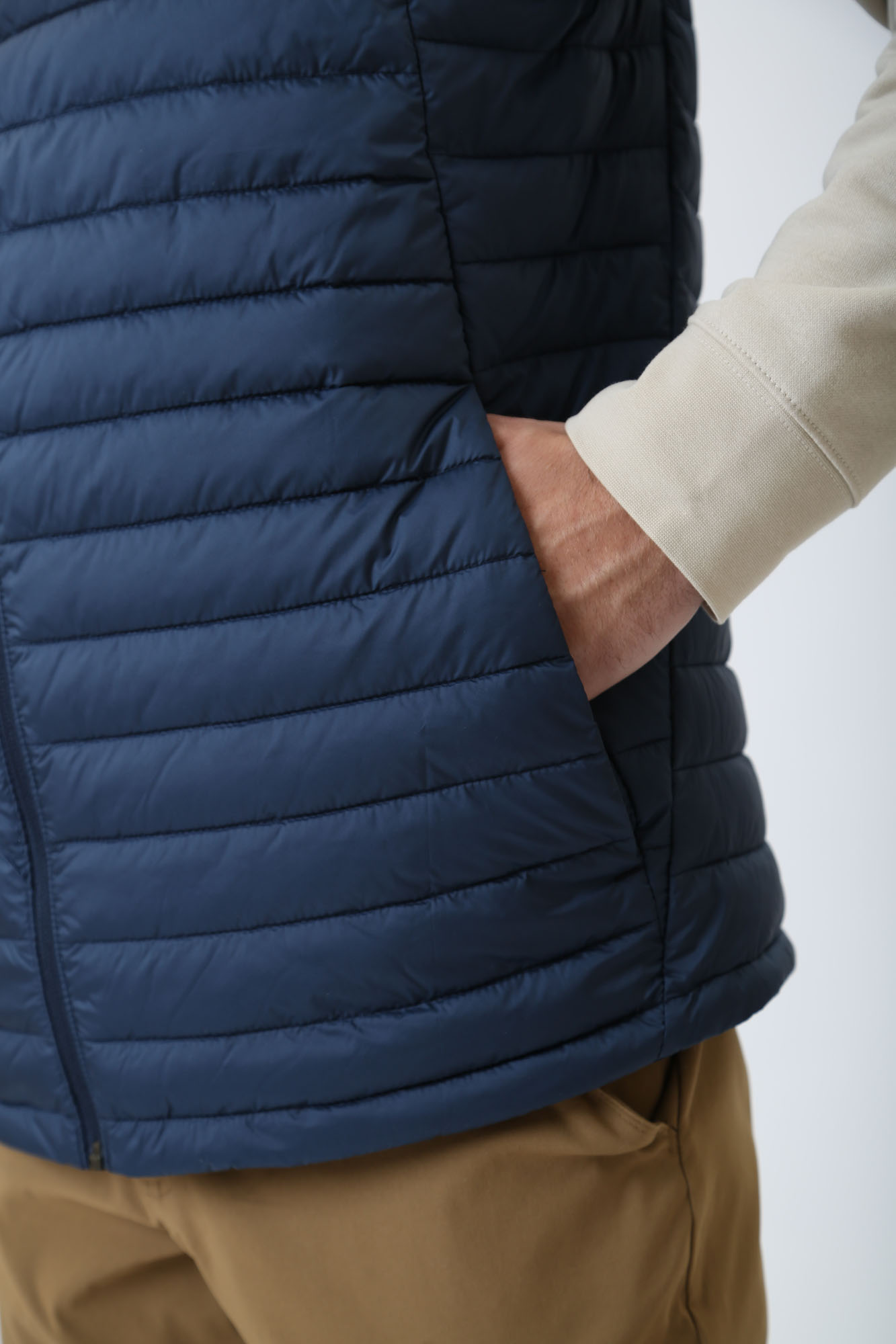 2034511 Жилет пуховой Columbia Синий