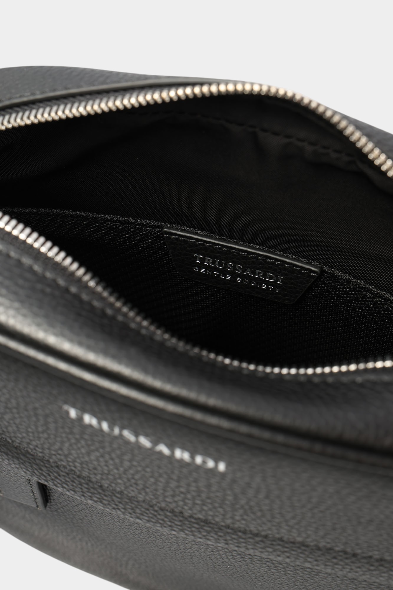 Z590E005967N-MBC03L33-21PA Сумка на плечо Trussardi Черный