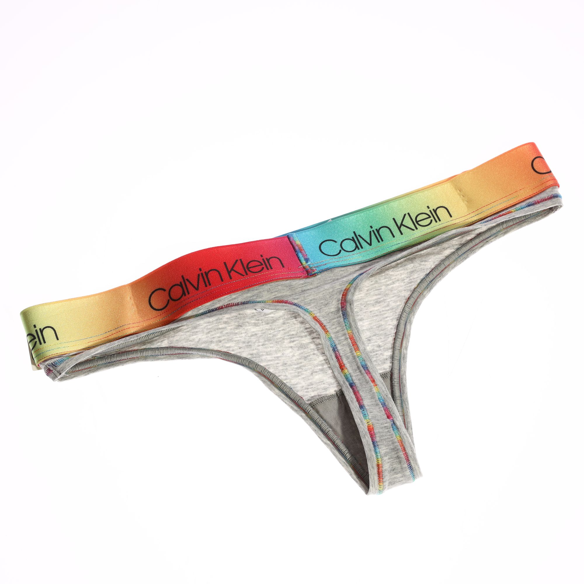 QF6581E трусы стринги calvin klein underwear 