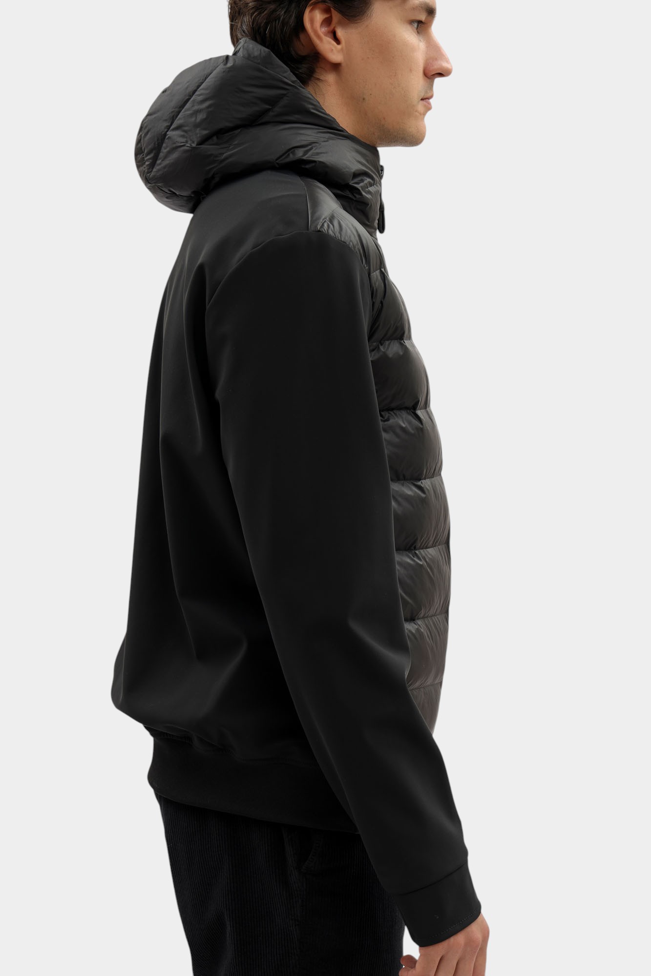 30047560_10018403 Куртка Strellson Черный