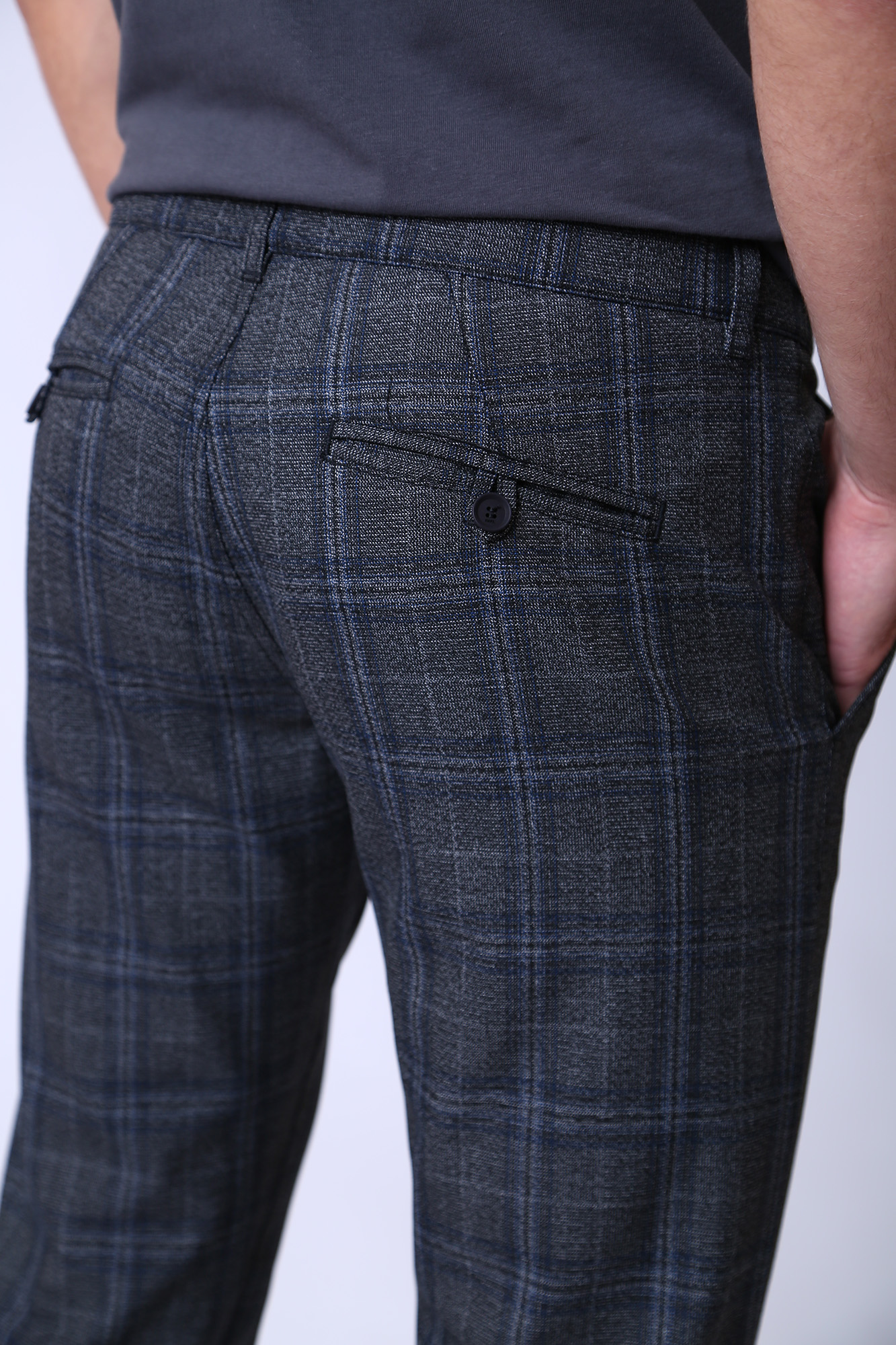 524823_255835 Брюки Karl Lagerfeld Серый