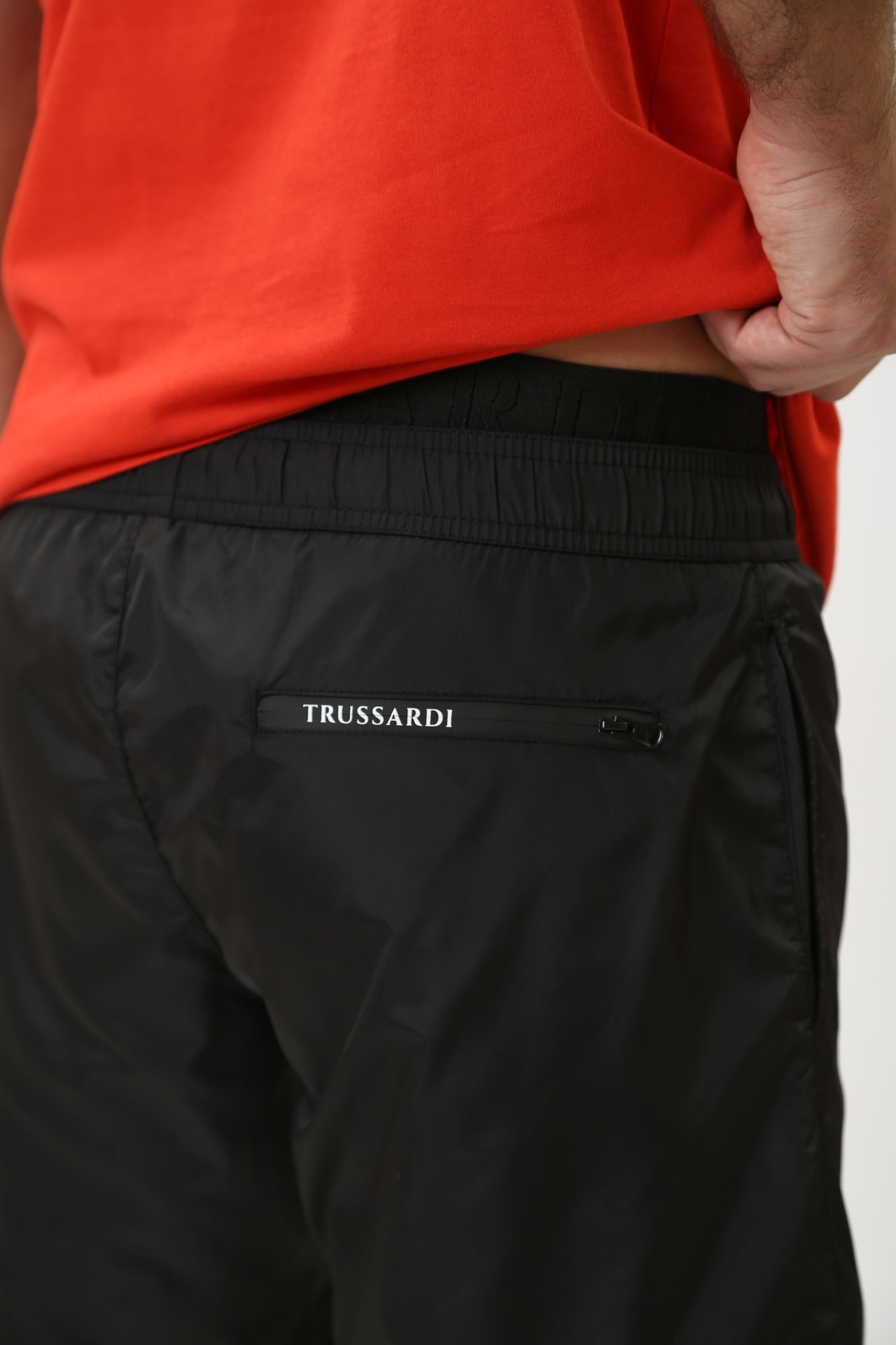 TRU2MBM06 Шорты плавательные Trussardi Черный