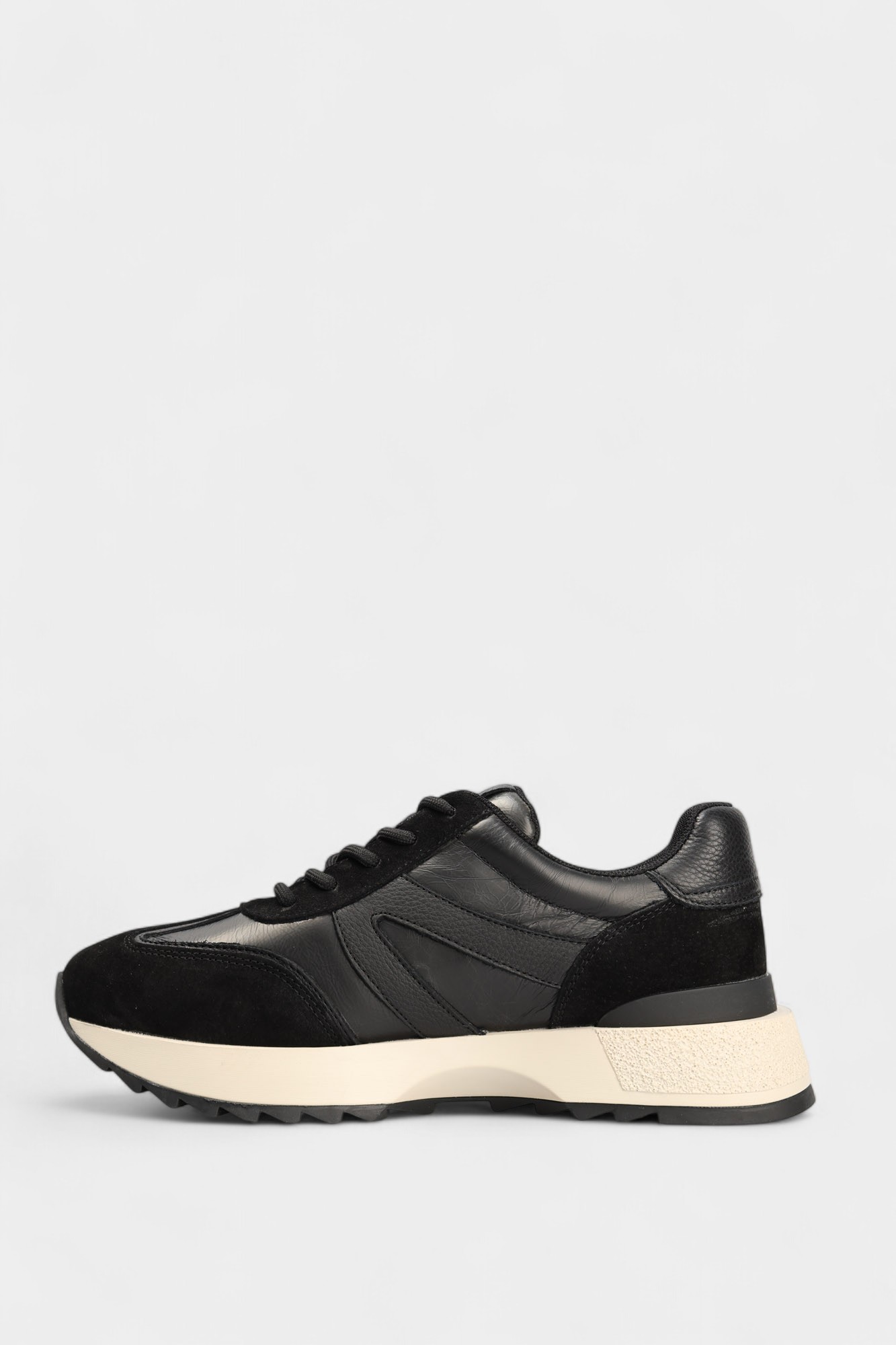 MC21830-WT Кроссовки Marc Cony Черный