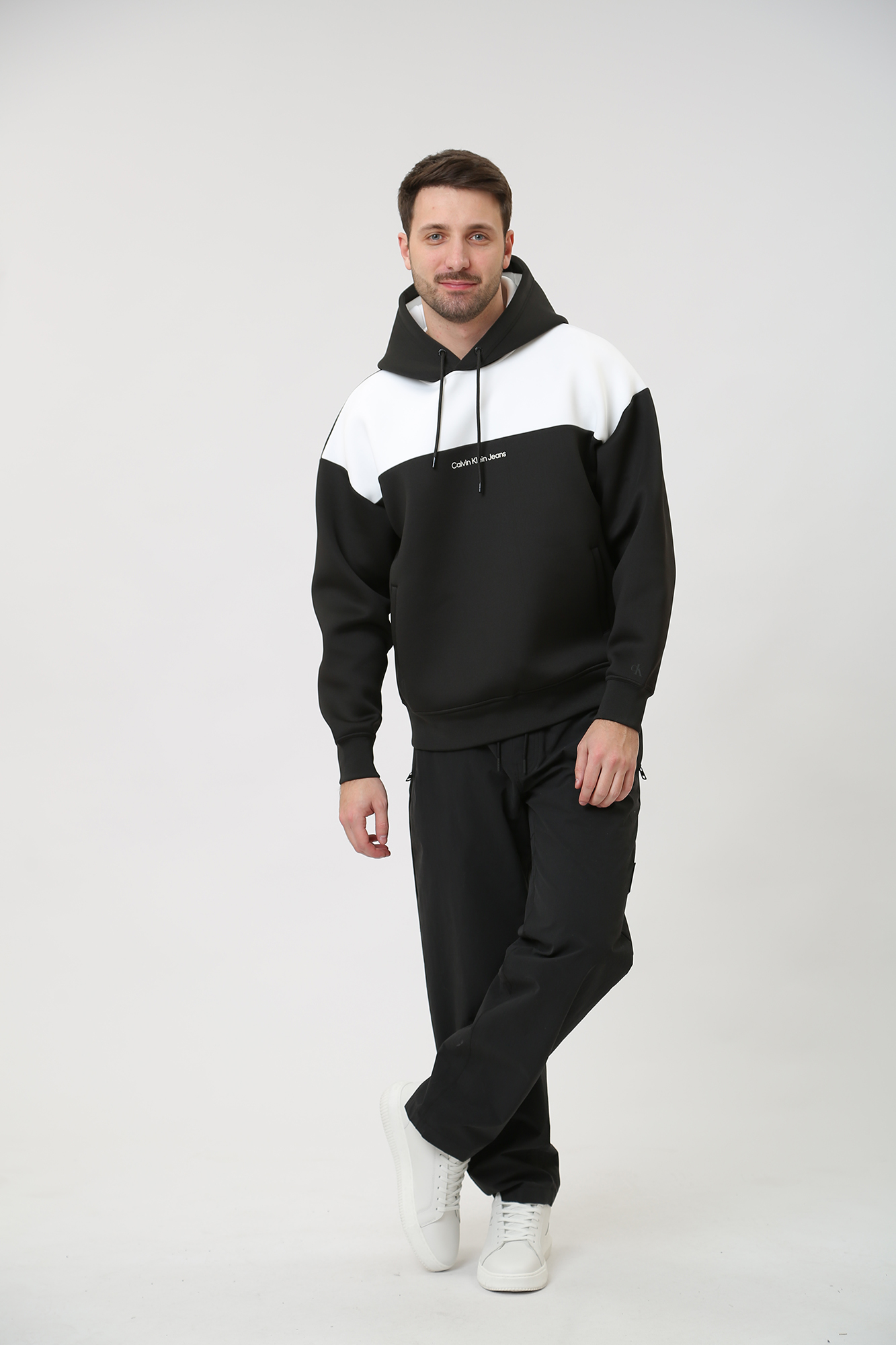 J30J324628 Худи Calvin Klein Jeans Черный