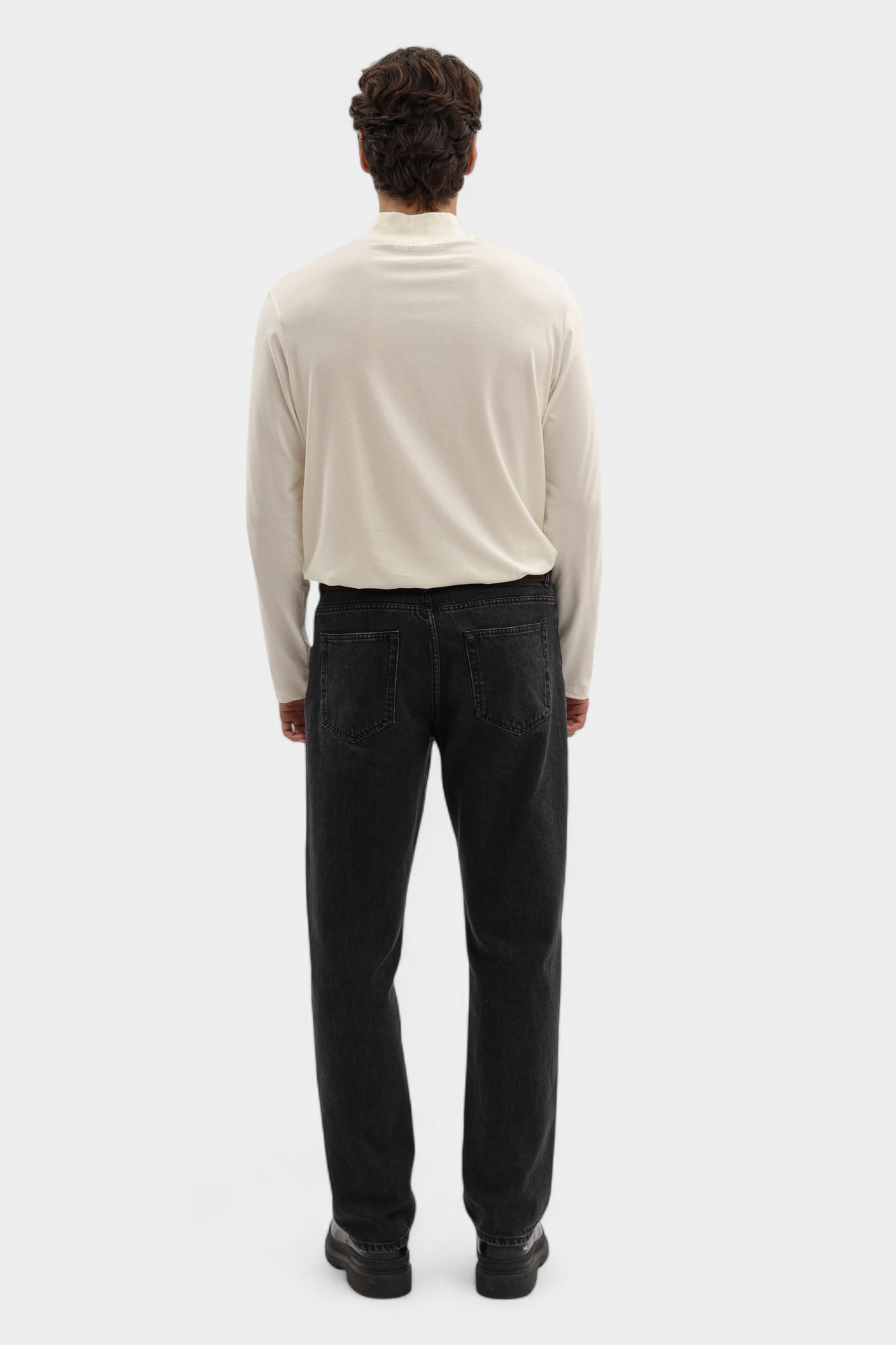 554226_755022 Лонгслив Karl Lagerfeld Молочный