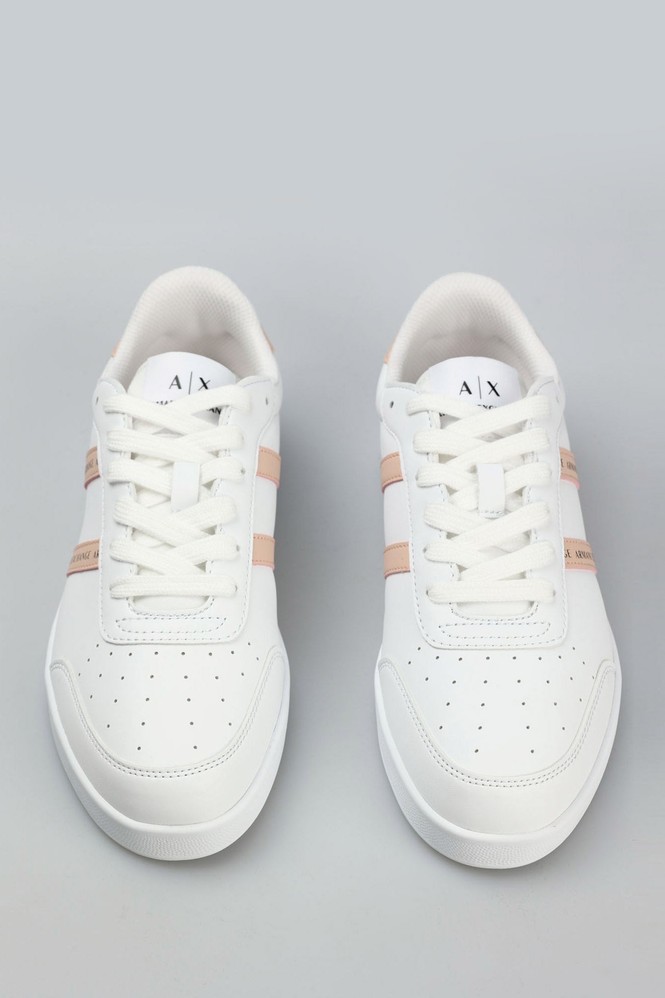 XDX148_XV797 Кеды Armani Exchange Белый