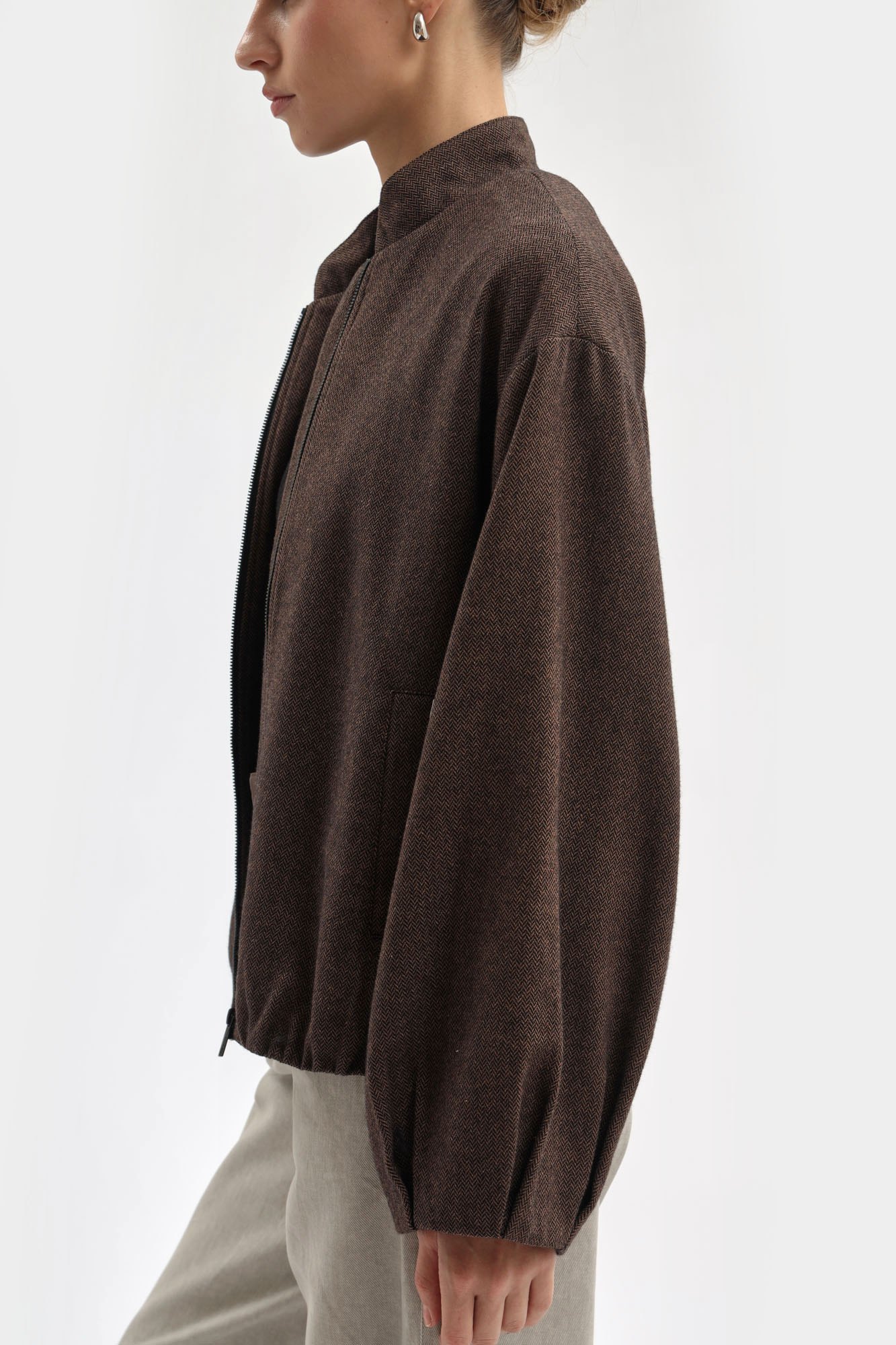 W-261-TH-56-0707 бомбер the hills 