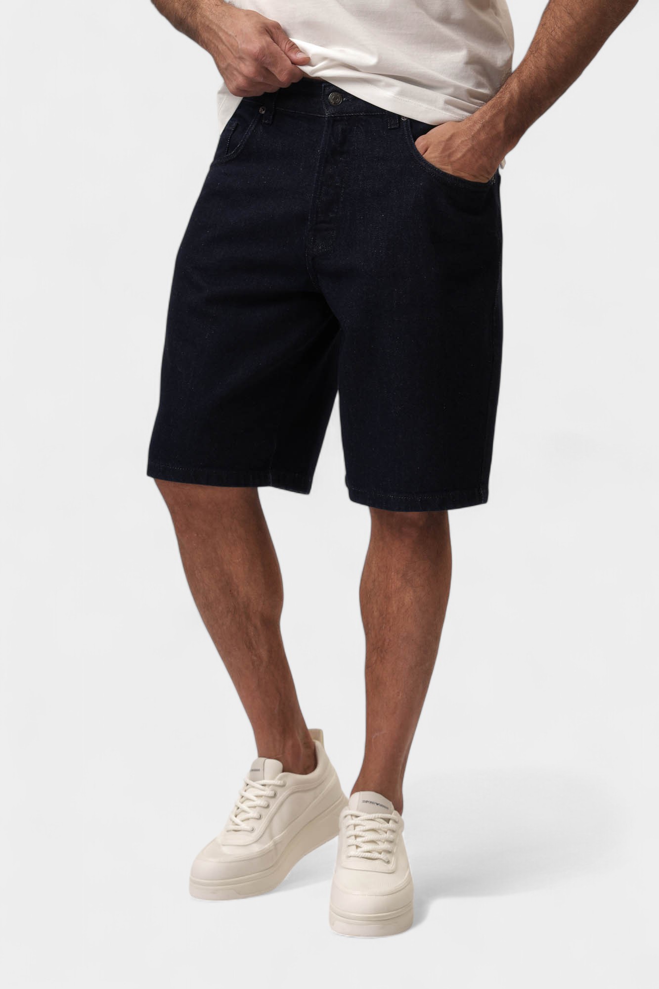 EM001723_AF13269 Шорты джинсовые Emporio Armani Синий