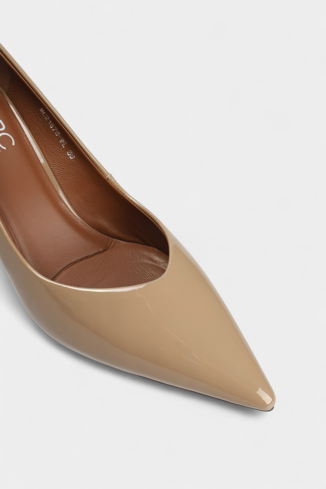 MC21875-WL Туфли Marc Cony Бежевый