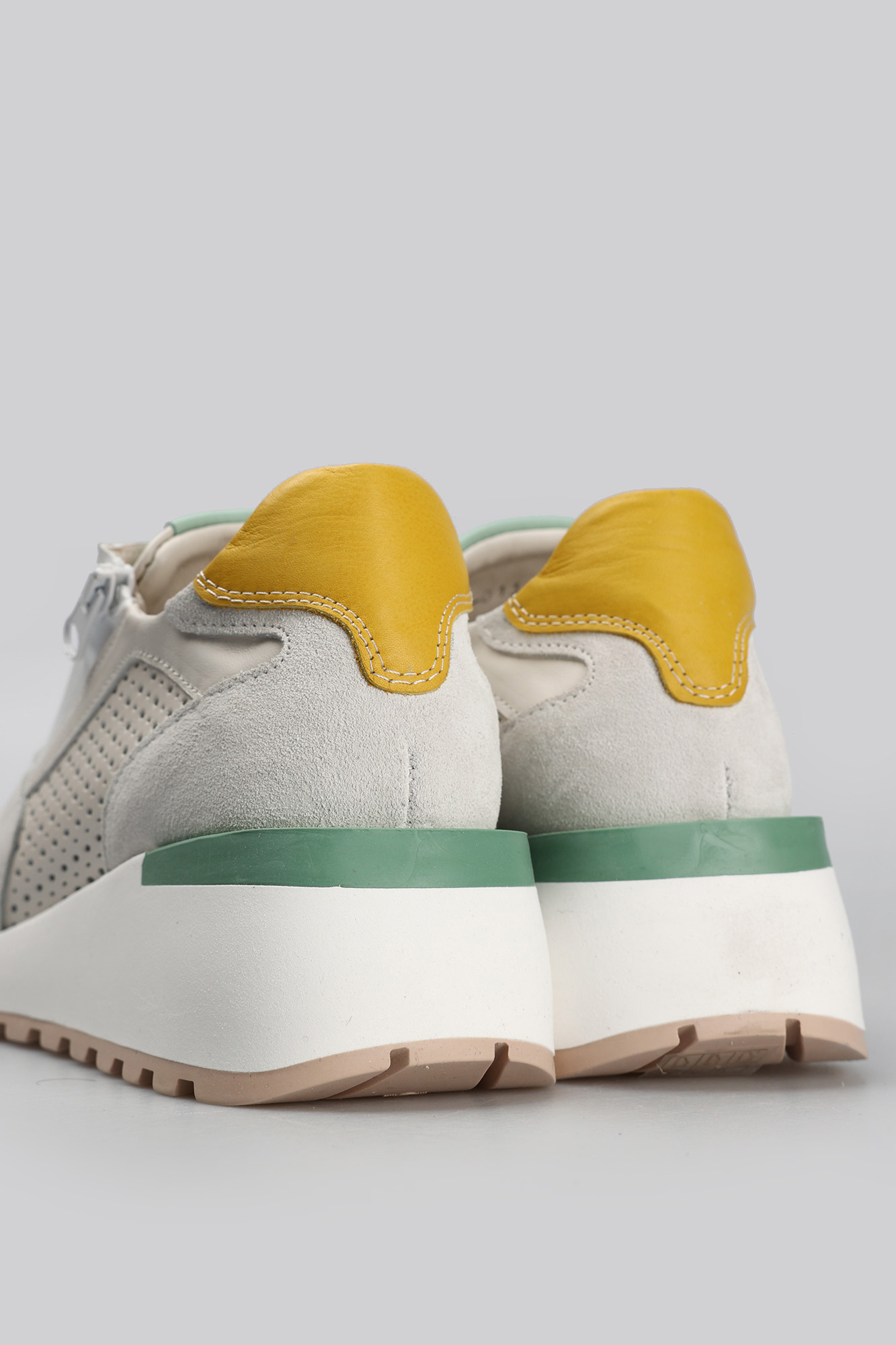 19-0134 Кроссовки Marc Cony Серый