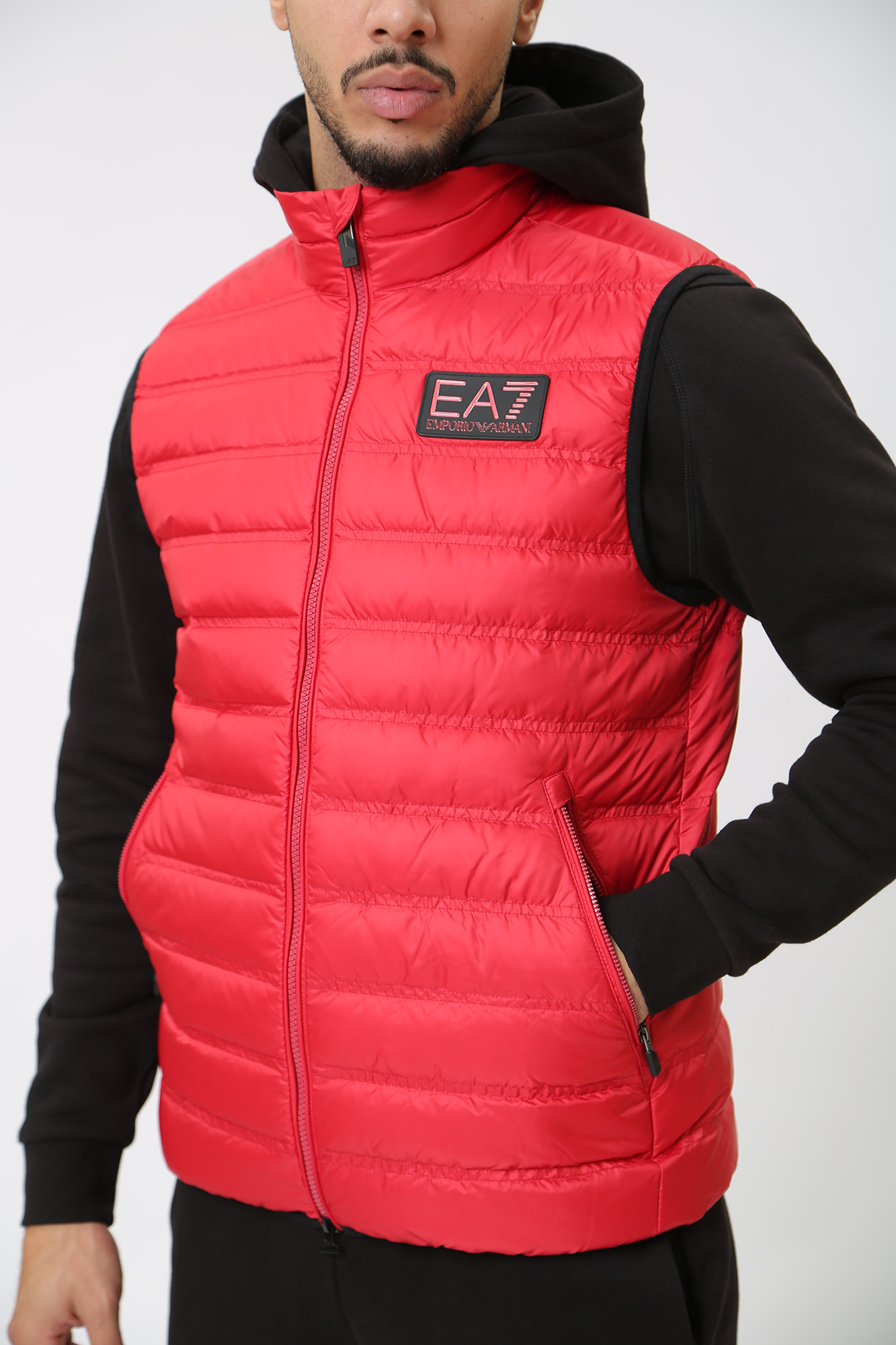 6RPQ02_PN5ZZ Жилет пуховый EA7 Красный