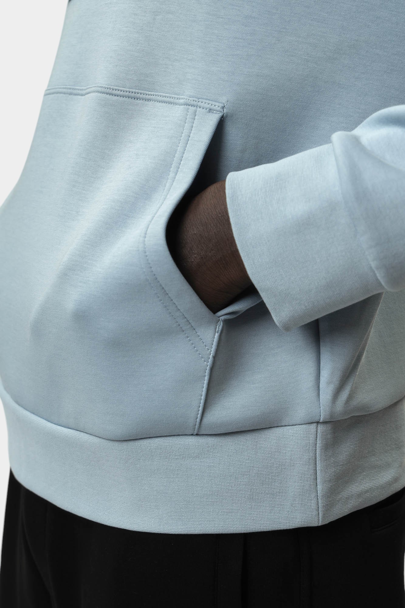 XM000482_AF10818 Худи Armani Exchange Голубой