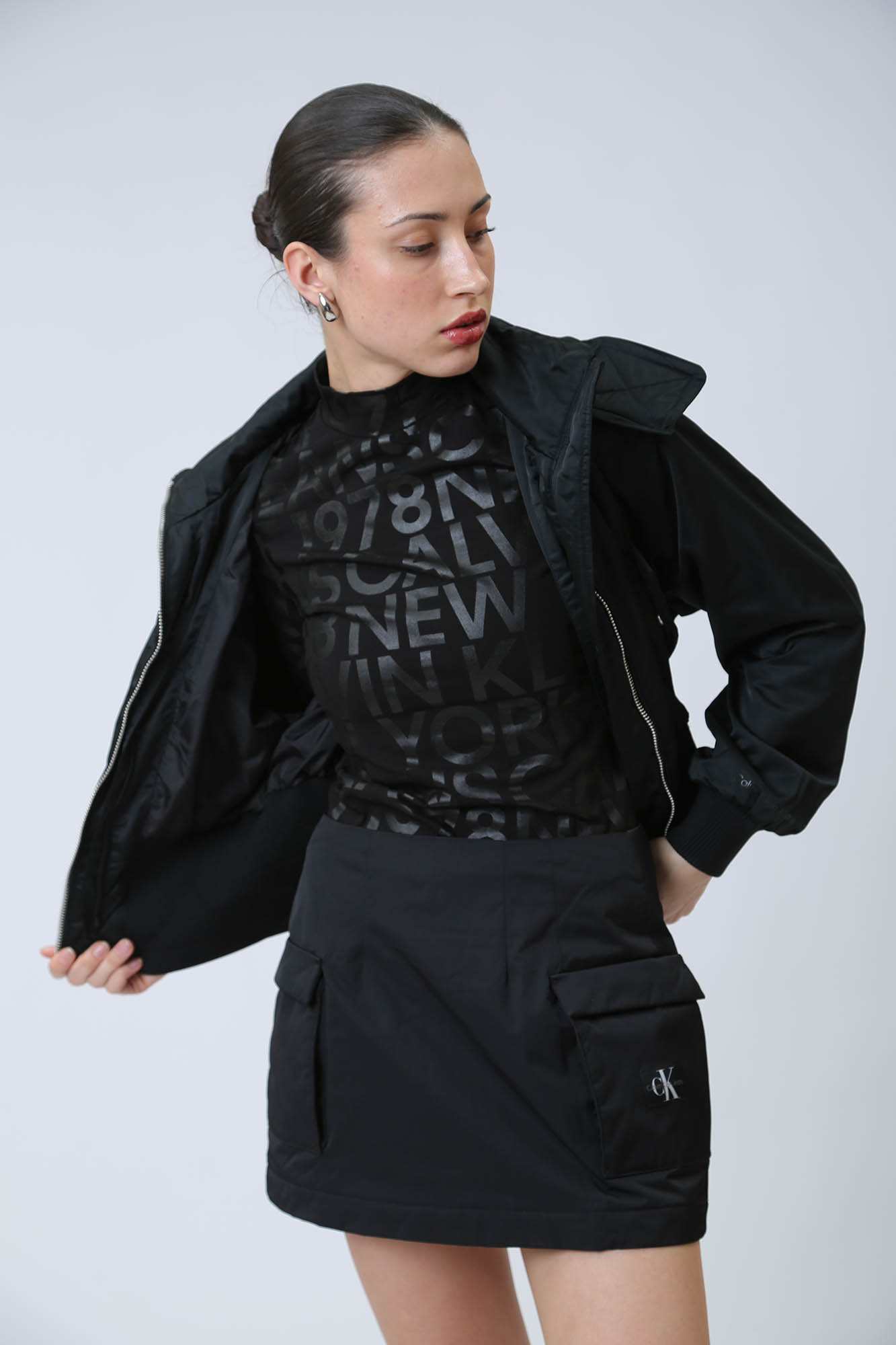 J20J222681 ветровка calvin klein jeans 