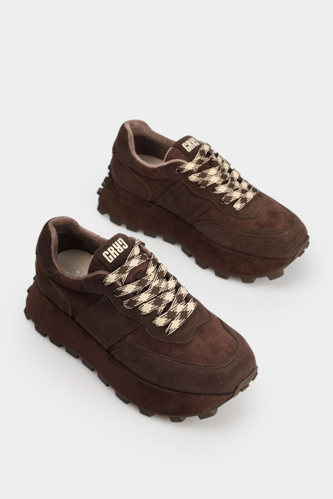 S8-2800-1 Кроссовки Graciana Коричневый