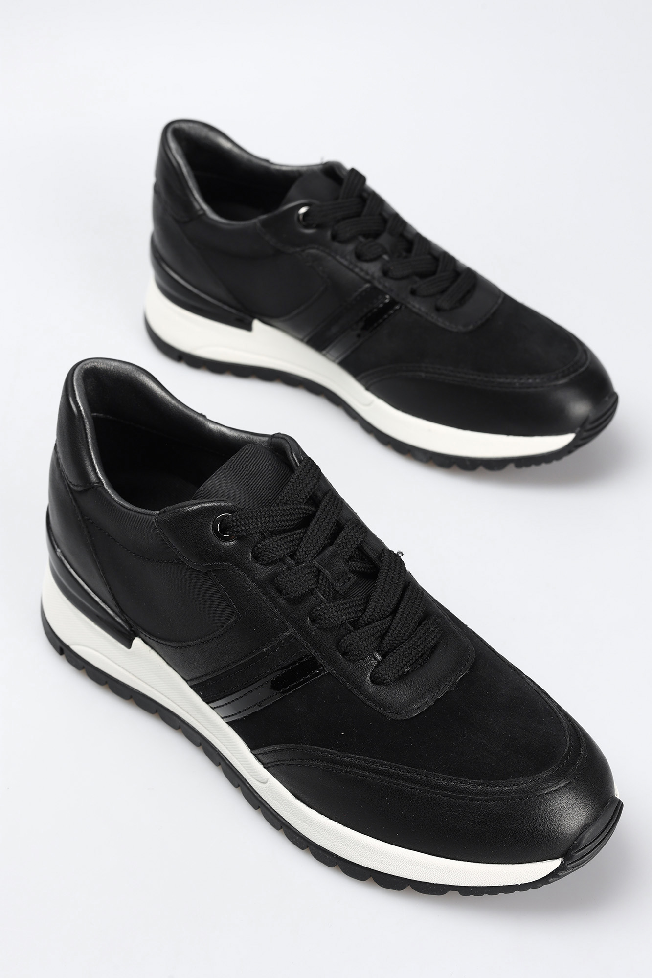 D3500A08522C9 Кроссовки Geox Черный