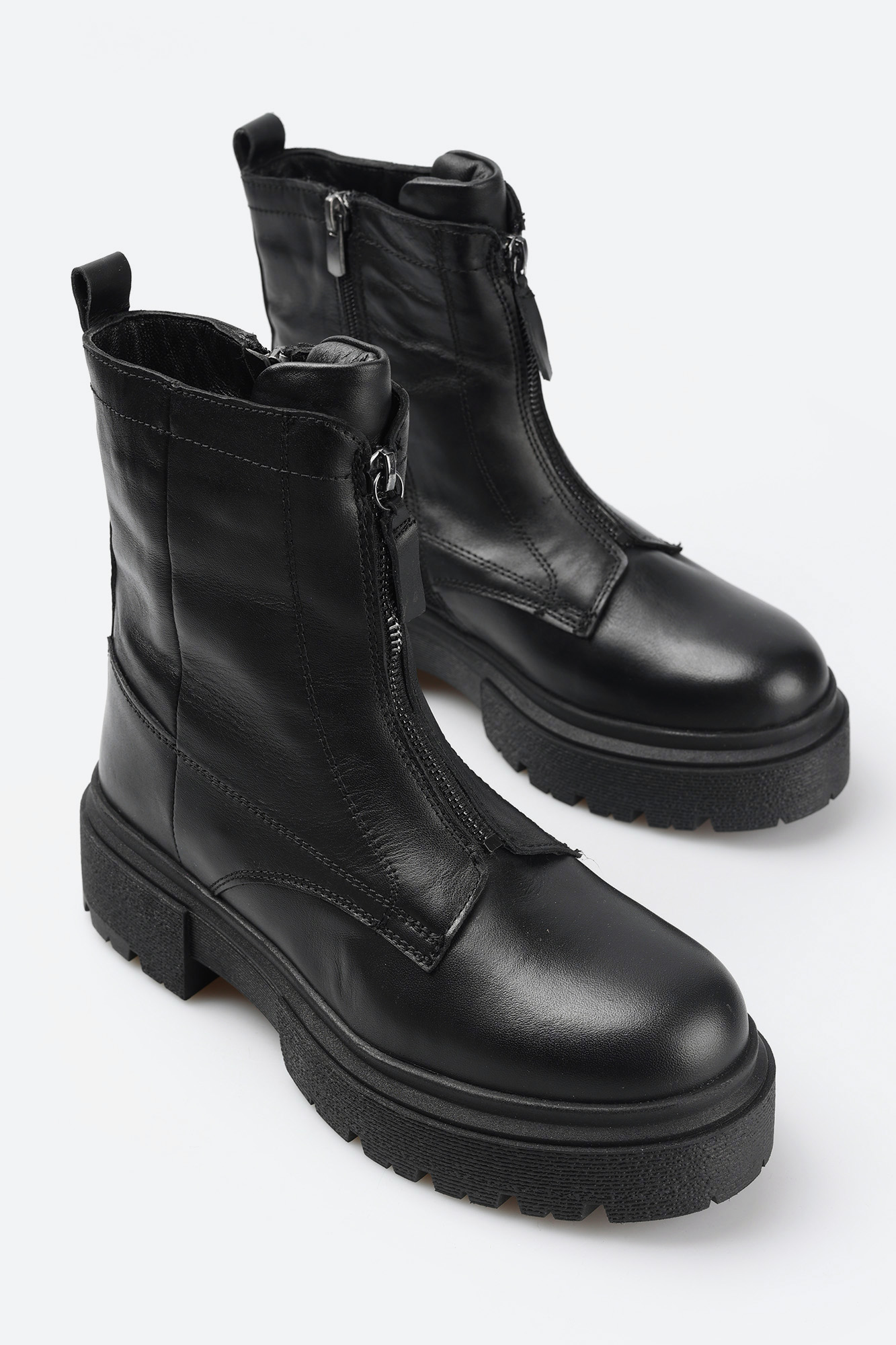 12-5680 Ботинки Marc Cony Черный