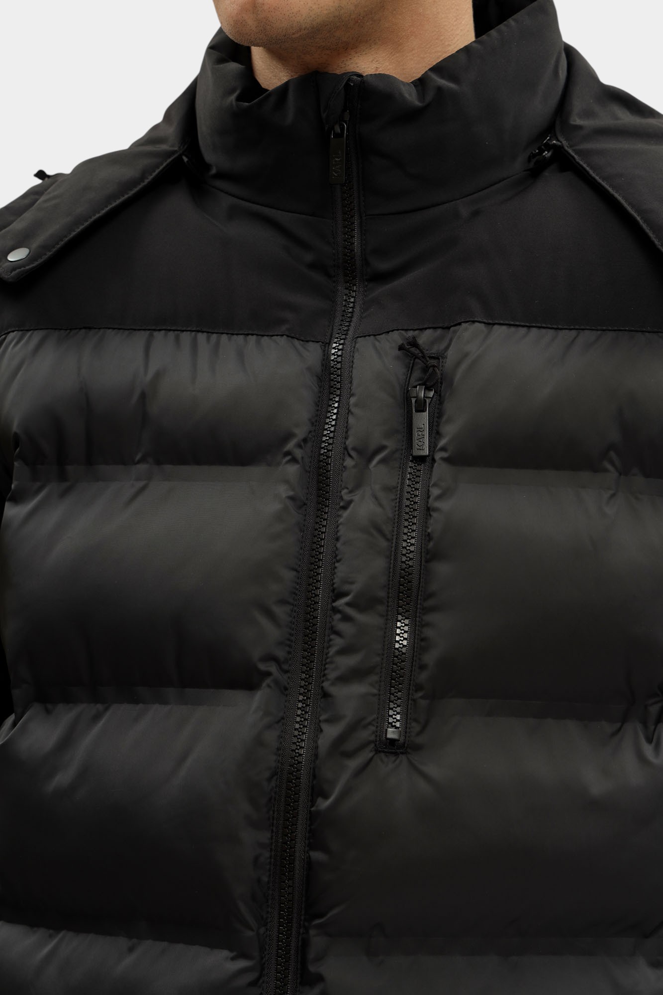 554596_505029 Куртка Karl Lagerfeld Черный