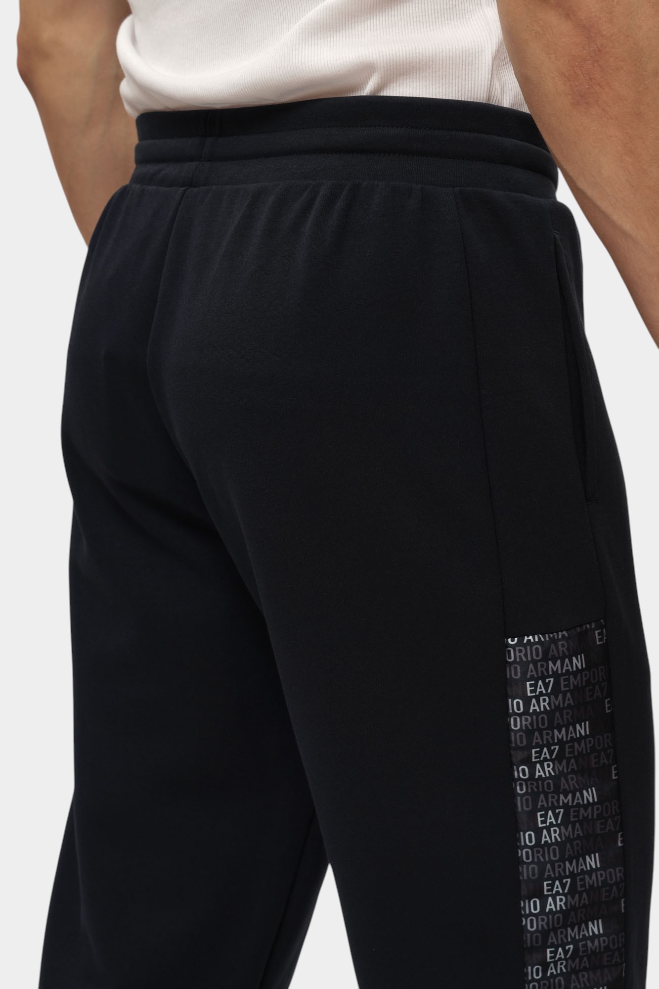 7M000216_AF12660 Брюки спортивные EA7 Синий