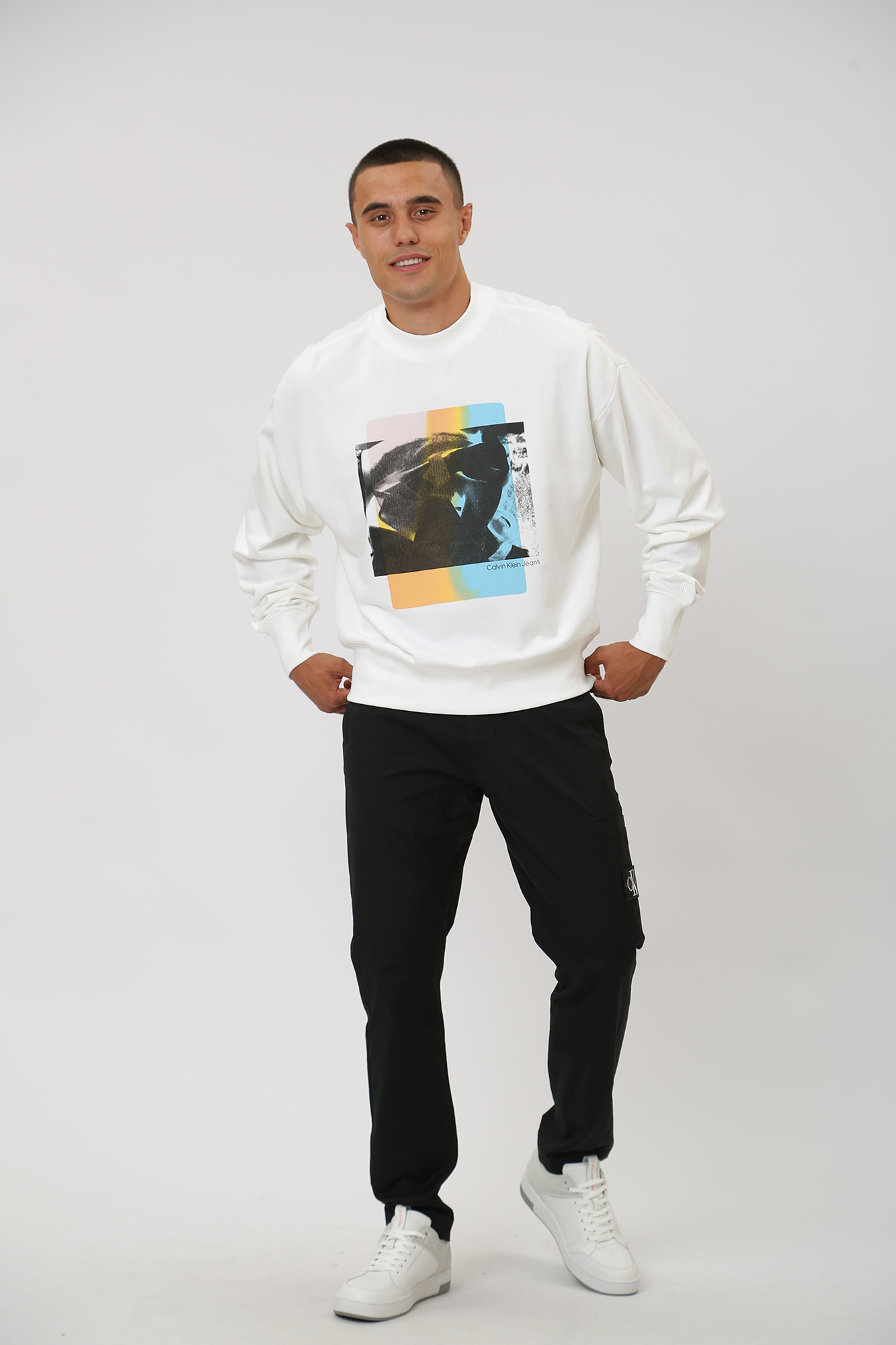 J30J323750 Свитшот Calvin Klein Jeans  Calvin Klein Jeans Белый