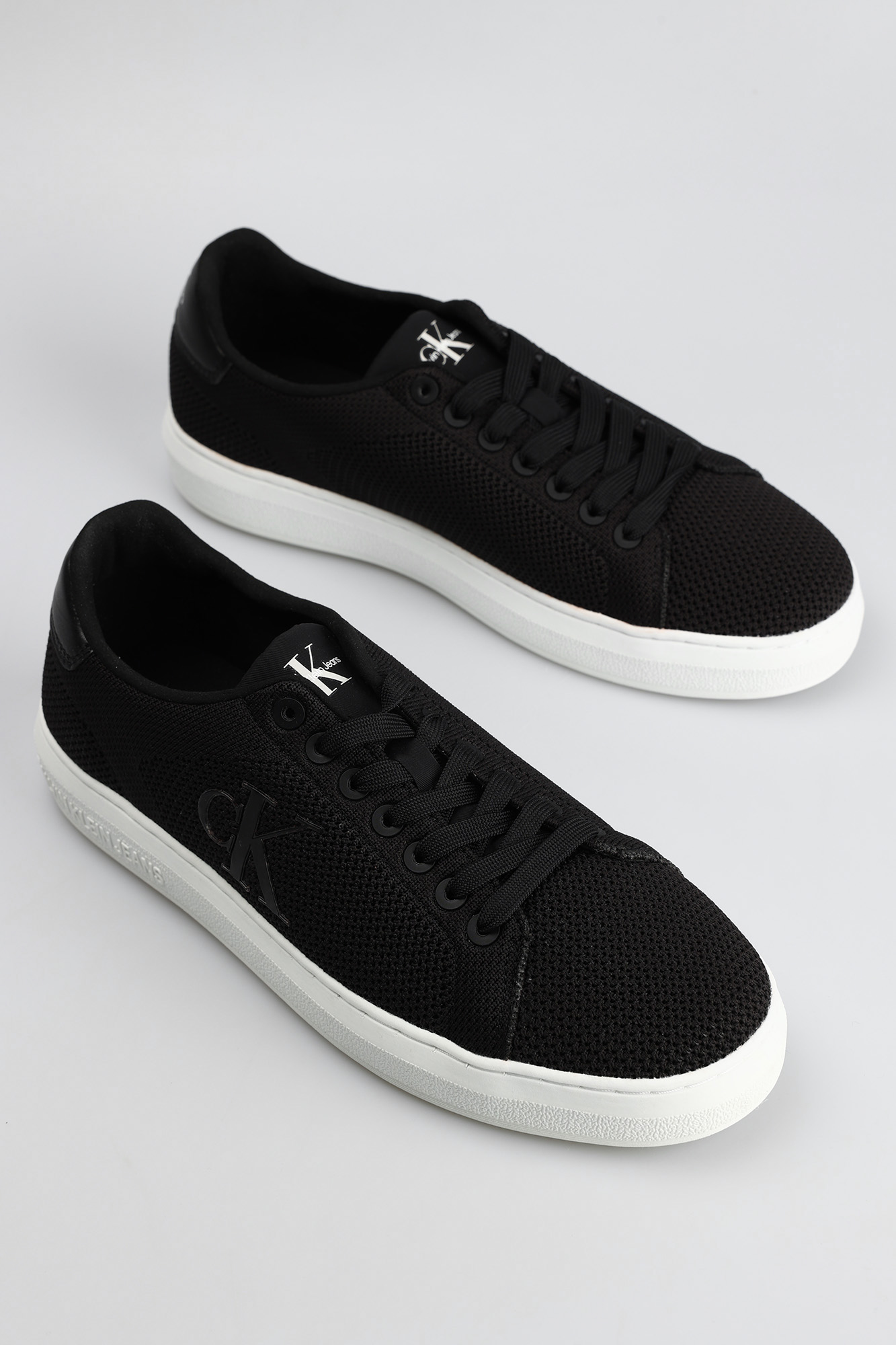 YM0YM00327 Кеды Calvin Klein Черный