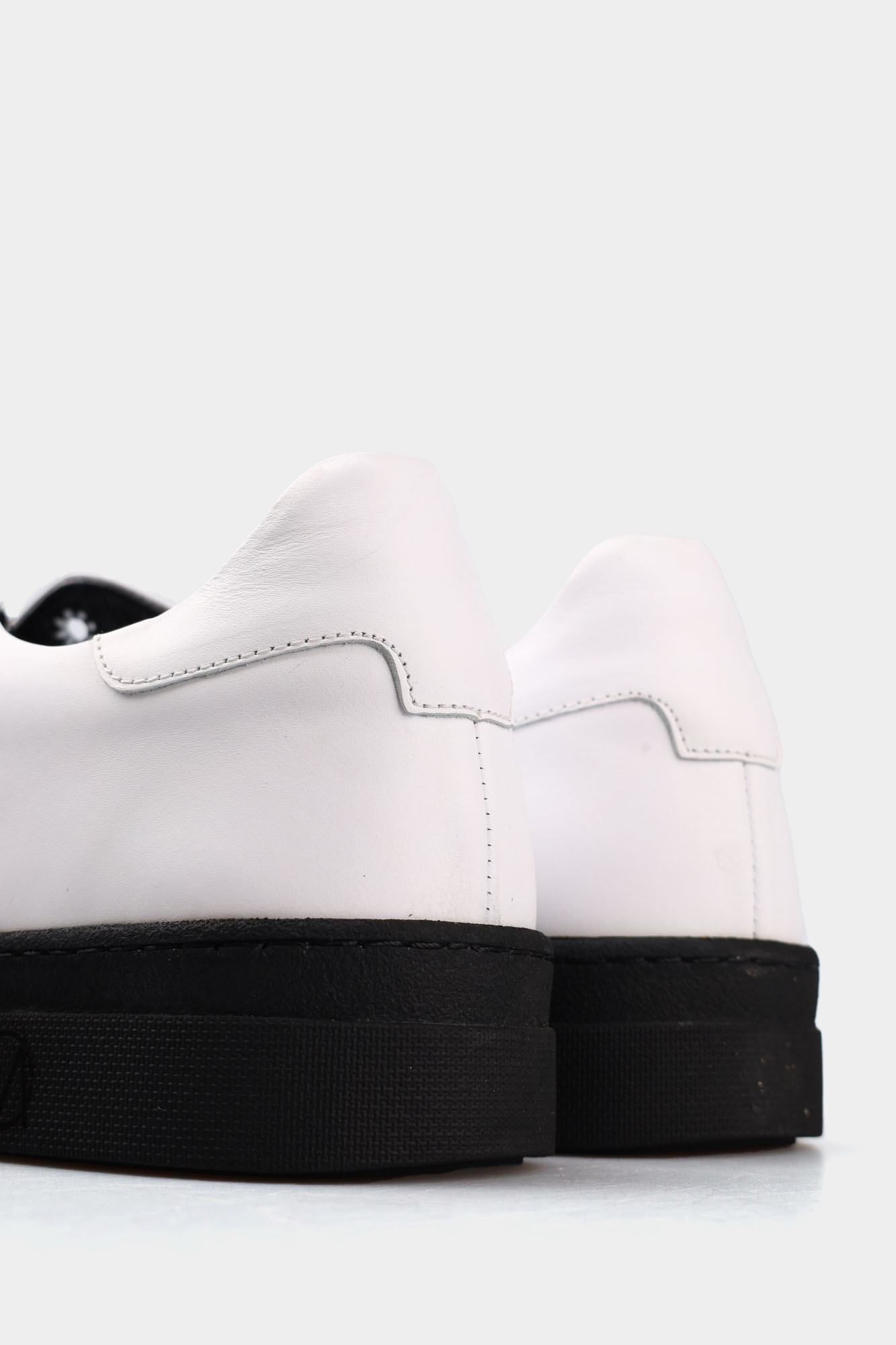 15-100A24 Кеды Marc Cony Черный