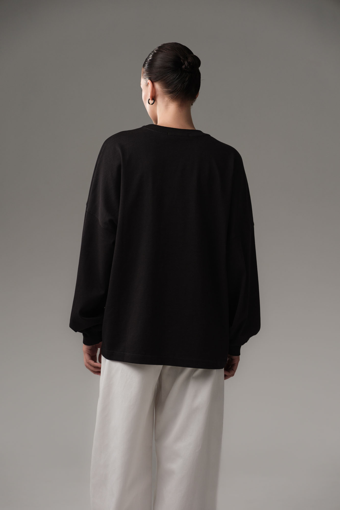 W-251-P-22-0050 лонгслив the hills 