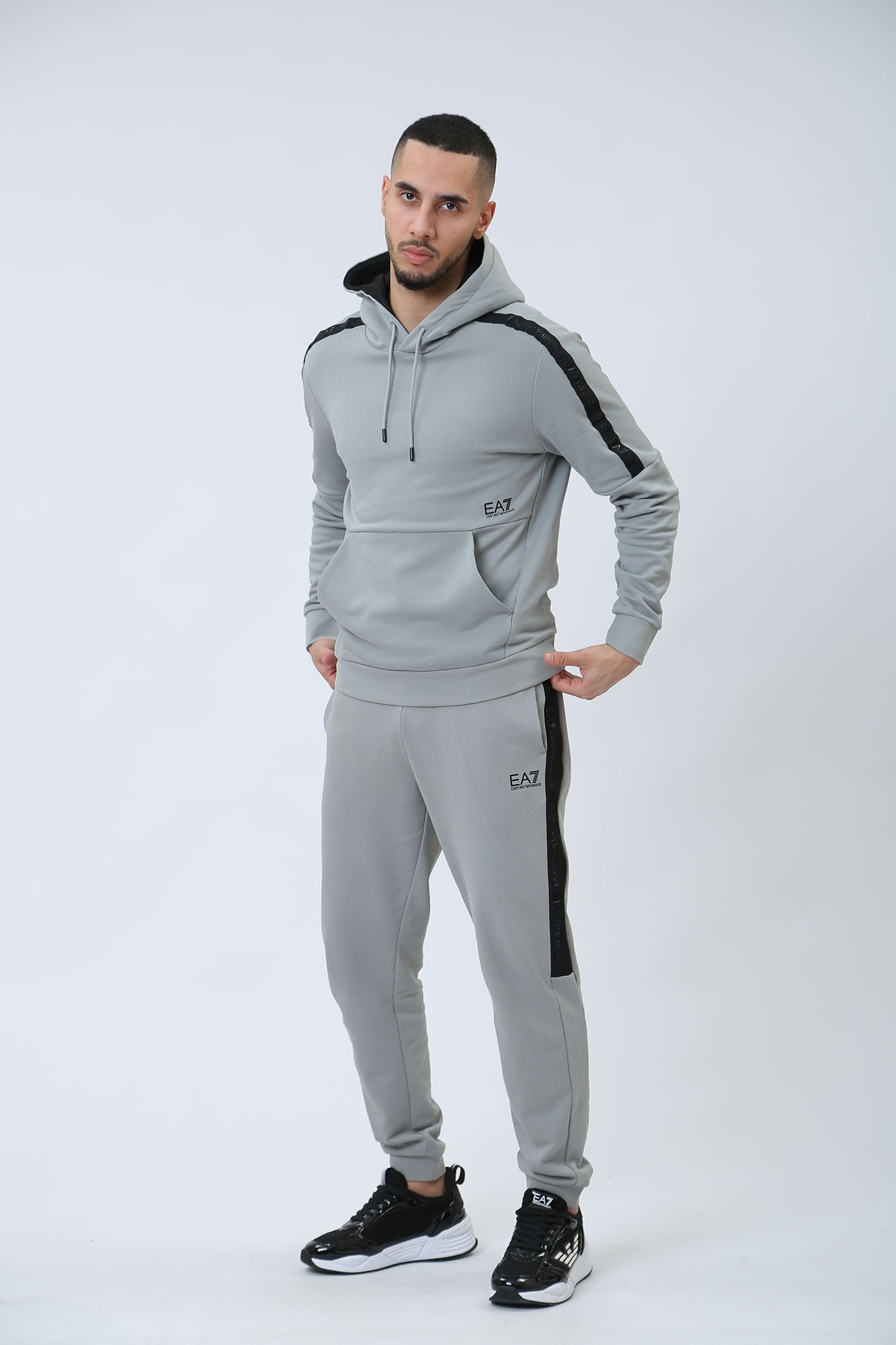 3DPM57_PJEQZ Худи EA7 Серый