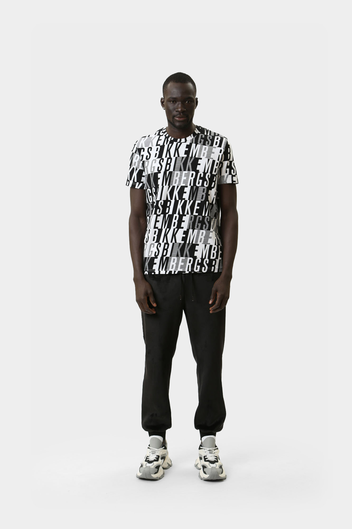 BMT0608 Футболка Bikkembergs Черный