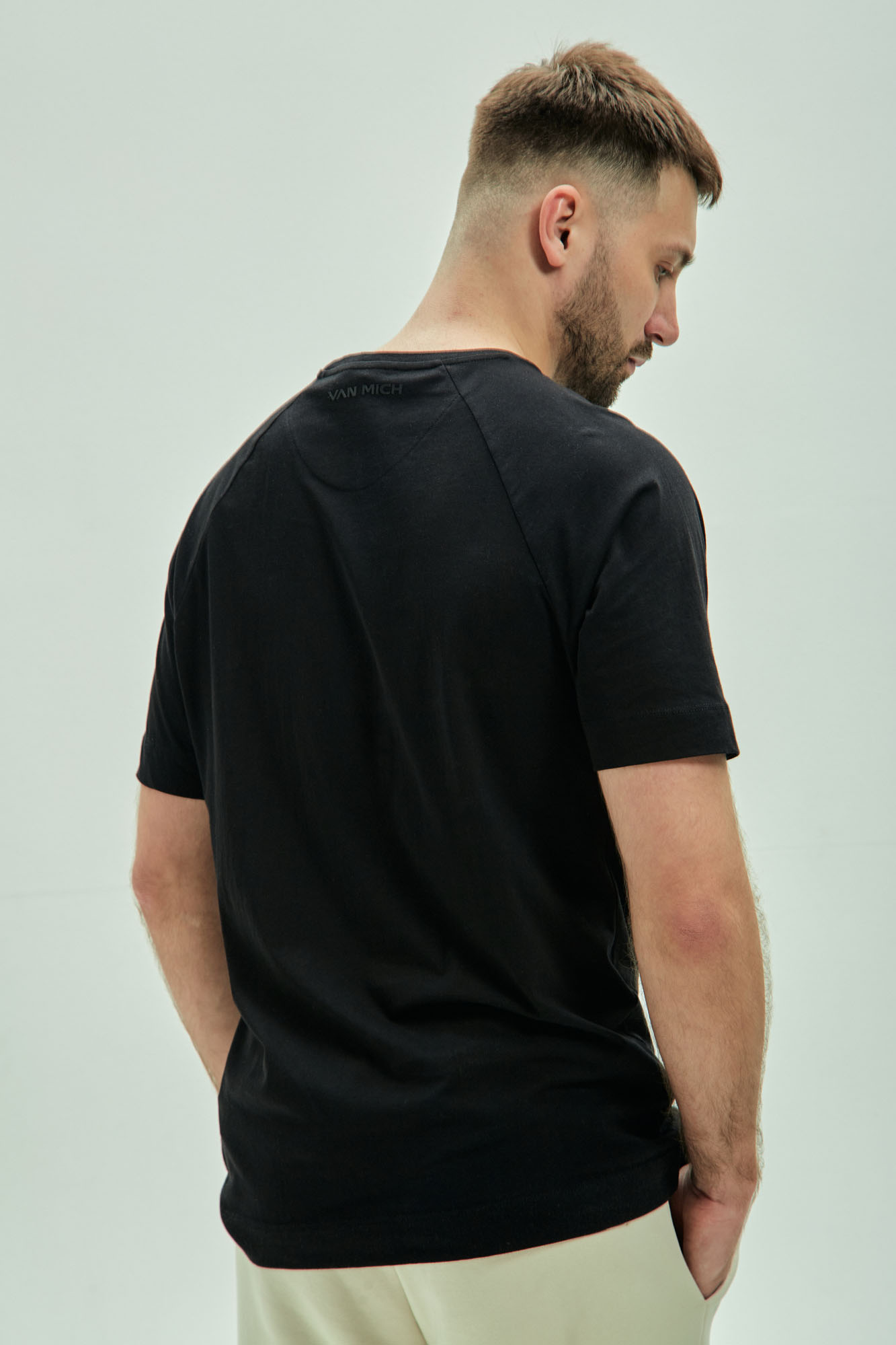 VM-ERK-22-057 Футболка Van Mich Черный