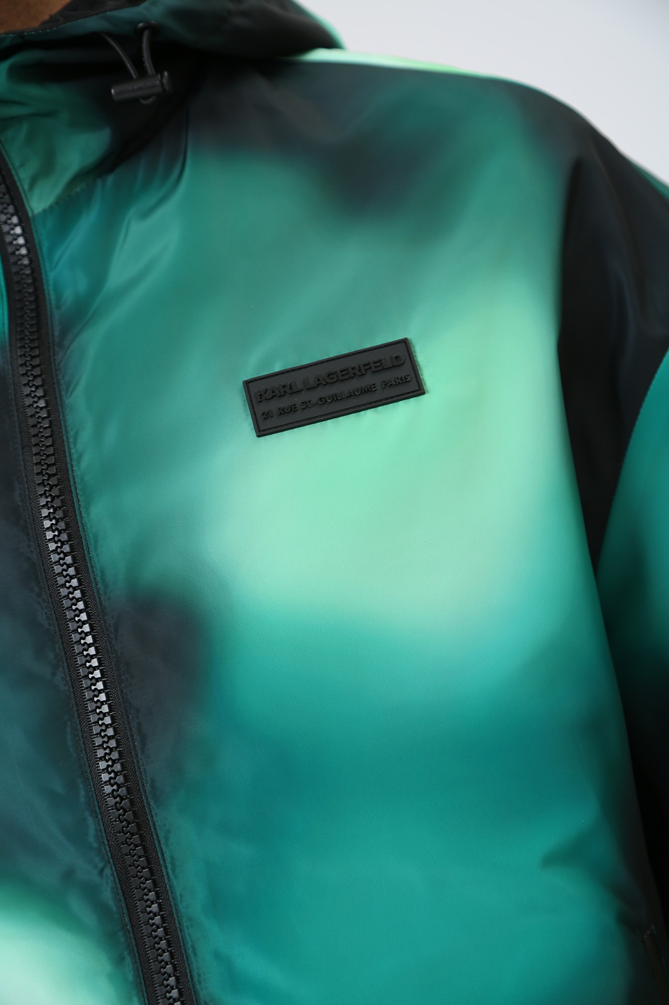 532508_505006 Ветровка Karl Lagerfeld Зеленый