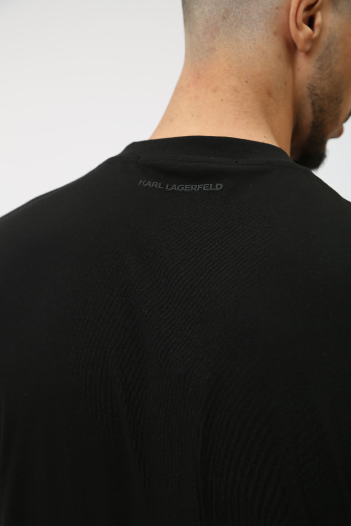 542224_755058 Футболка Karl Lagerfeld Черный