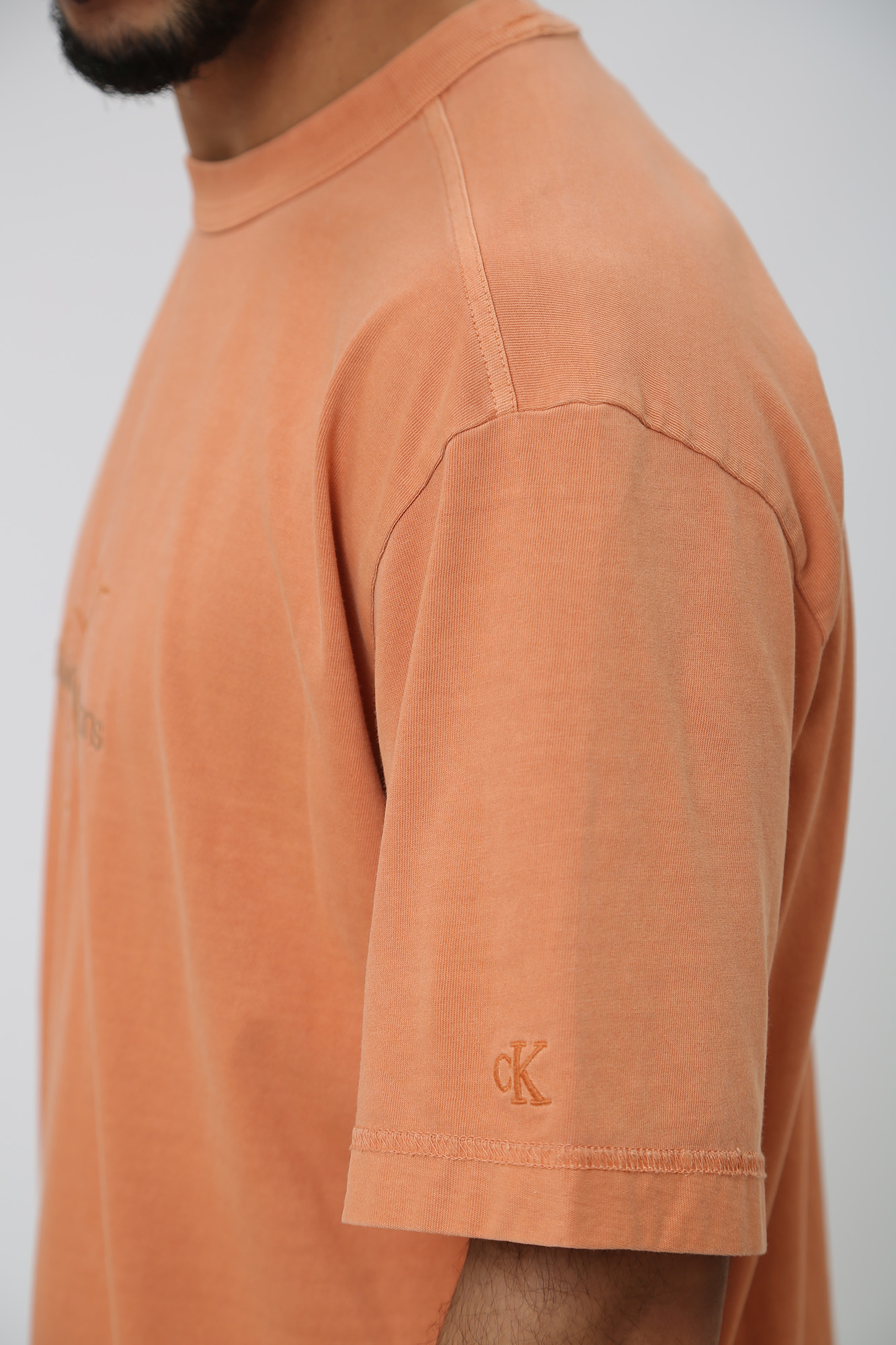 J30J323990 Футболка Calvin Klein Jeans Оранжевый