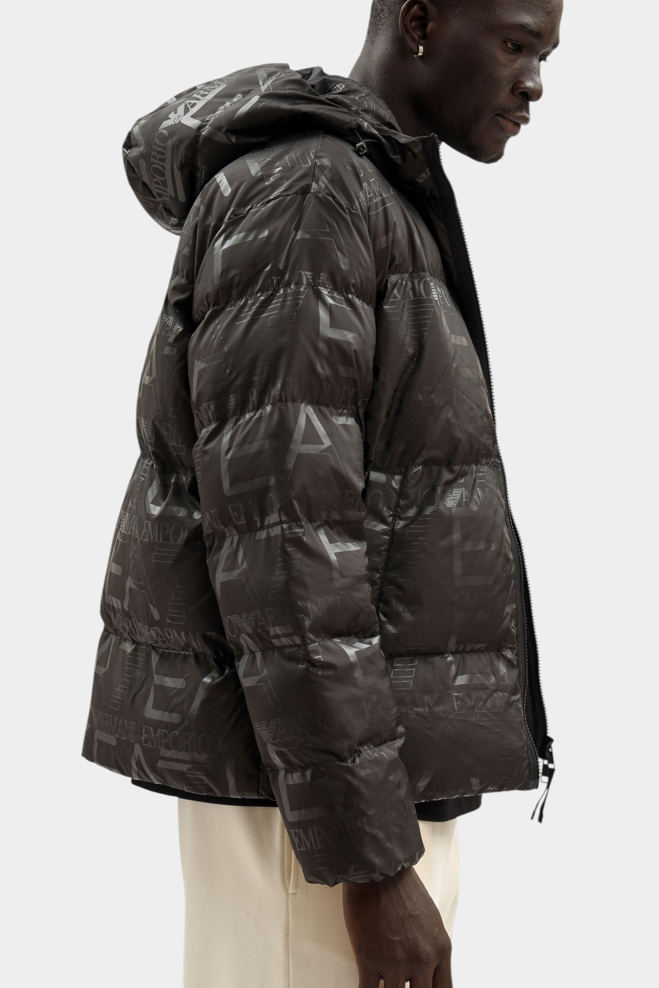 7M000697_AF15969 Куртка пуховая EA7 Черный