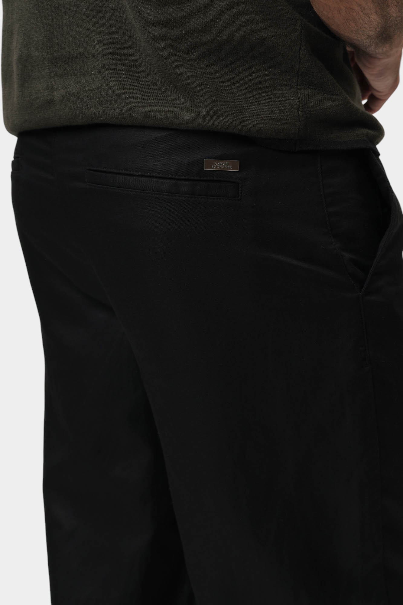 XM000655_AF13180 Брюки льняные Armani Exchange Черный