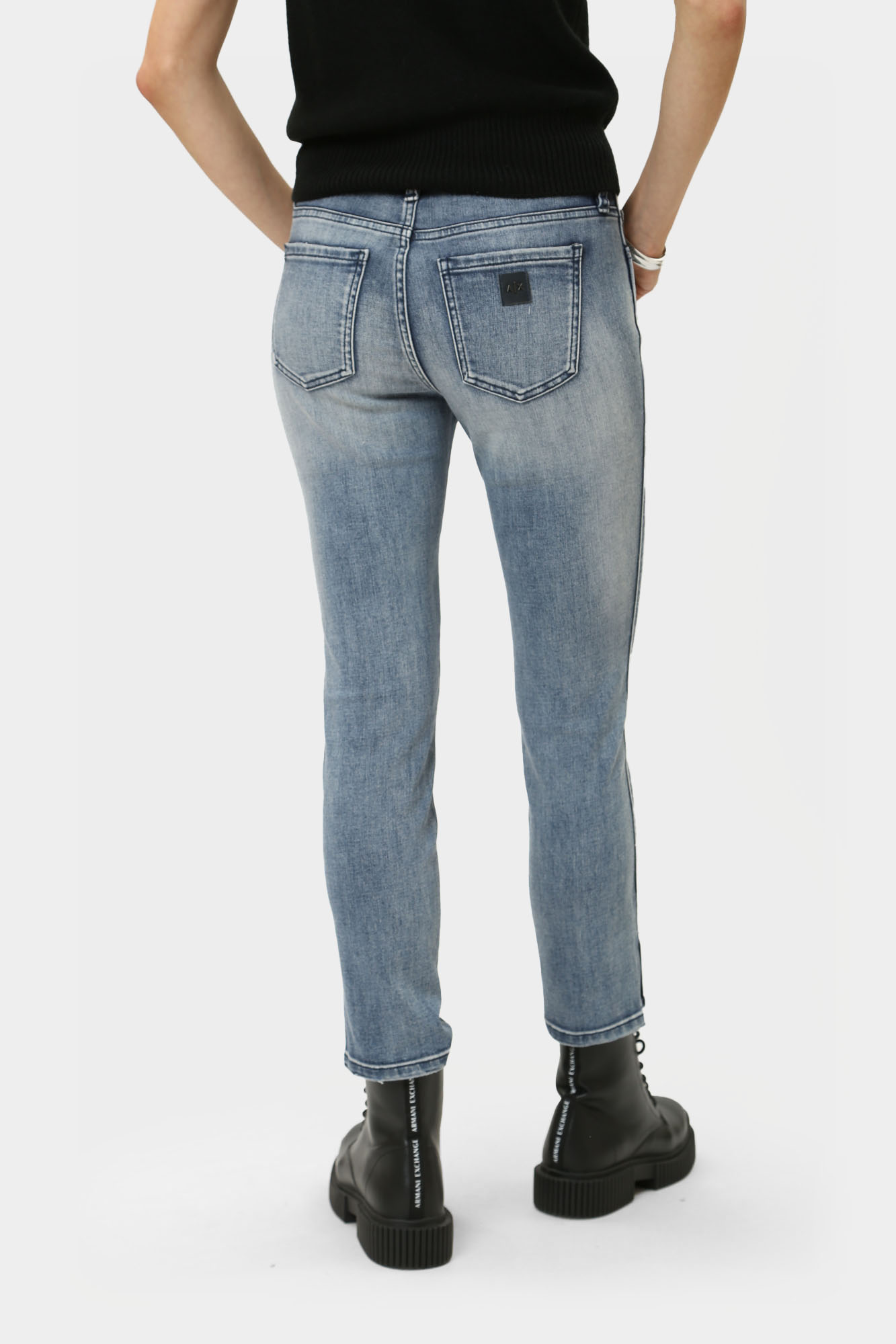 3DYJ22_Y15EZ брюки джинсовые armani exchange 