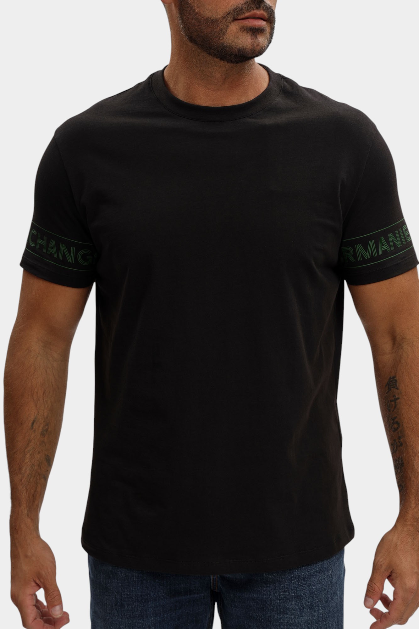 XM001437_AF10356 Футболка Armani Exchange Черный