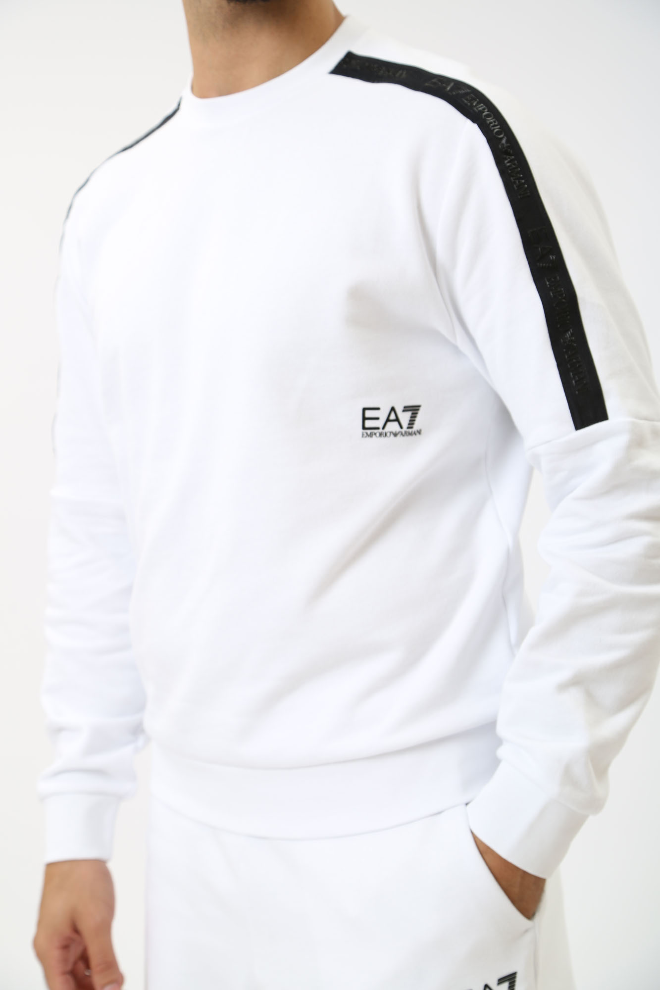 3DPM56_PJEQZ_1100 Свитшот EA7 Розовый