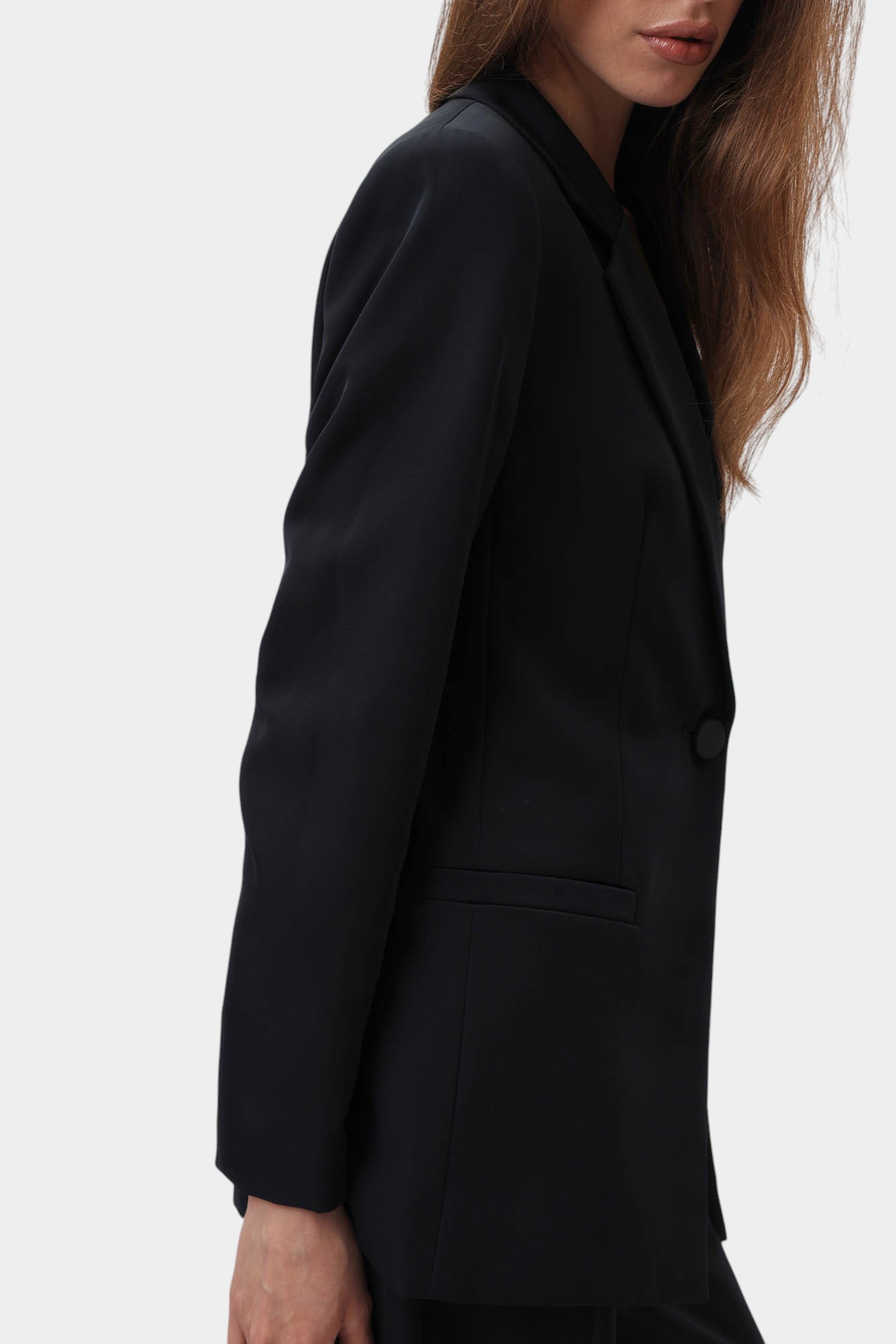 XW000447_AF12750 пиджак armani exchange 
