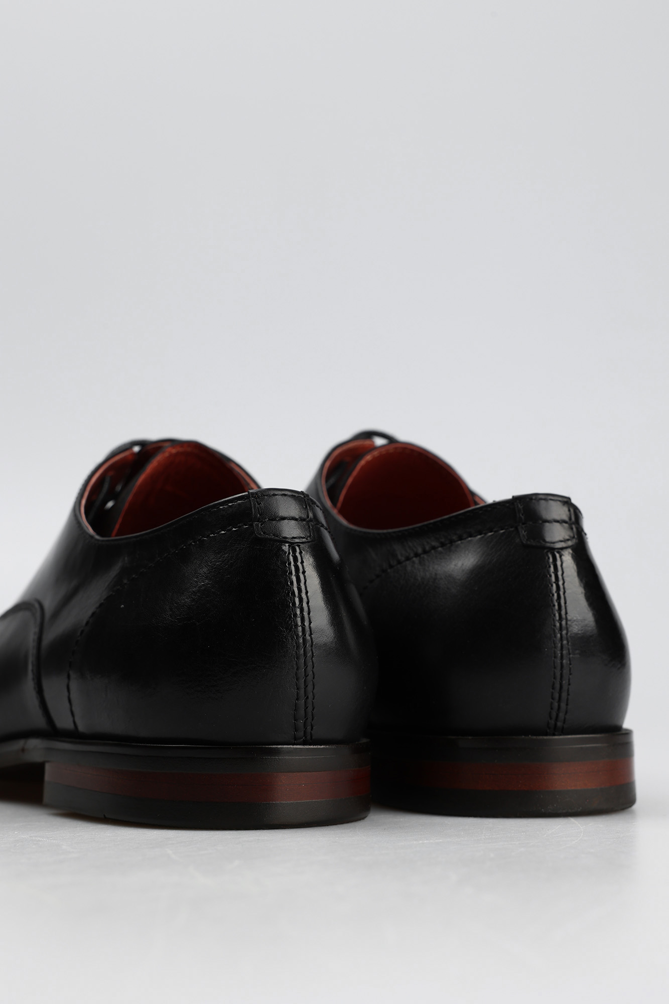 MC13729-ML/10 нат.кожа Полуботинки муж кожа чер. Туфли Marc Cony Черный