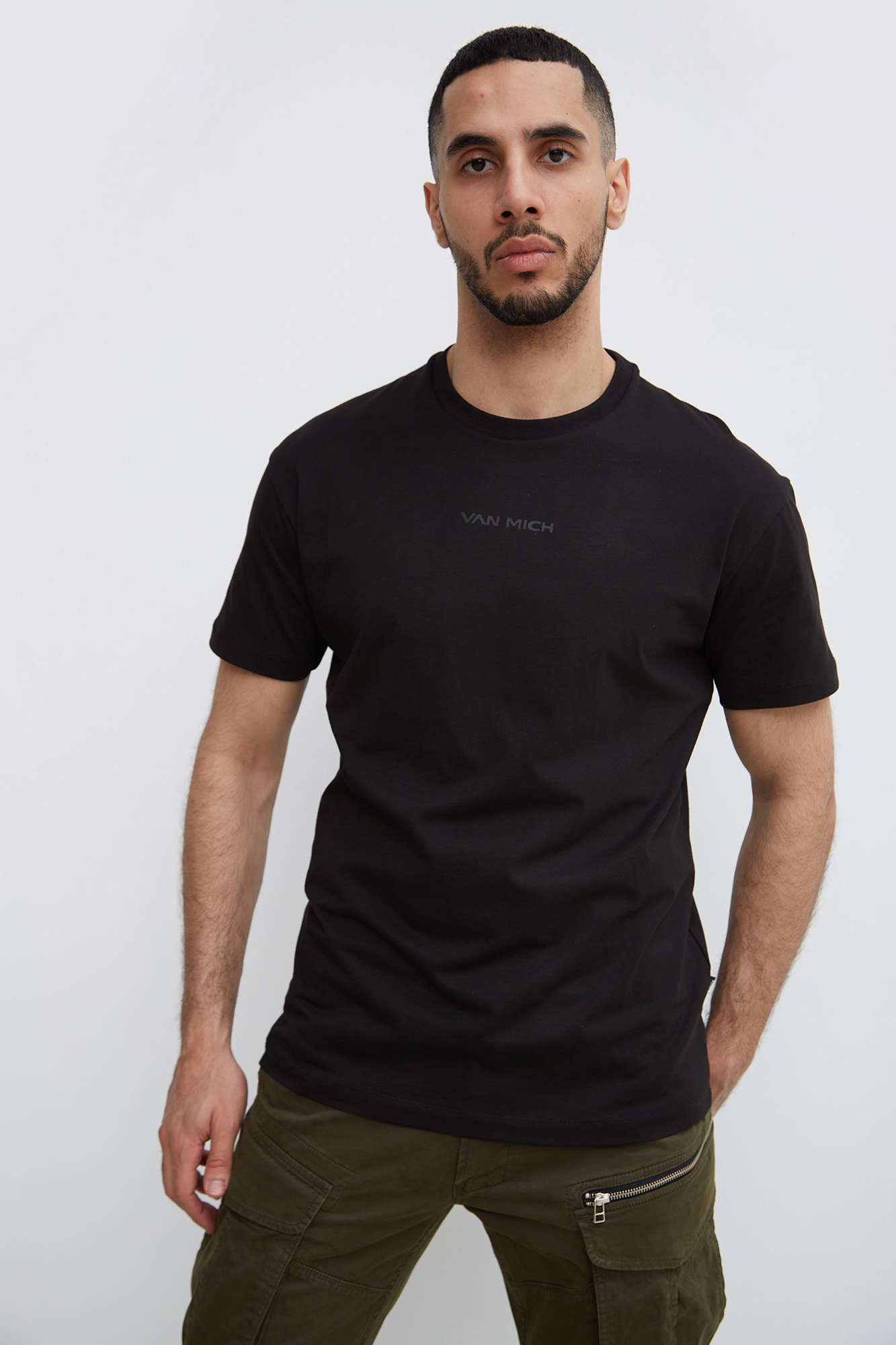VM-231-22-029 Футболка Van Mich Черный