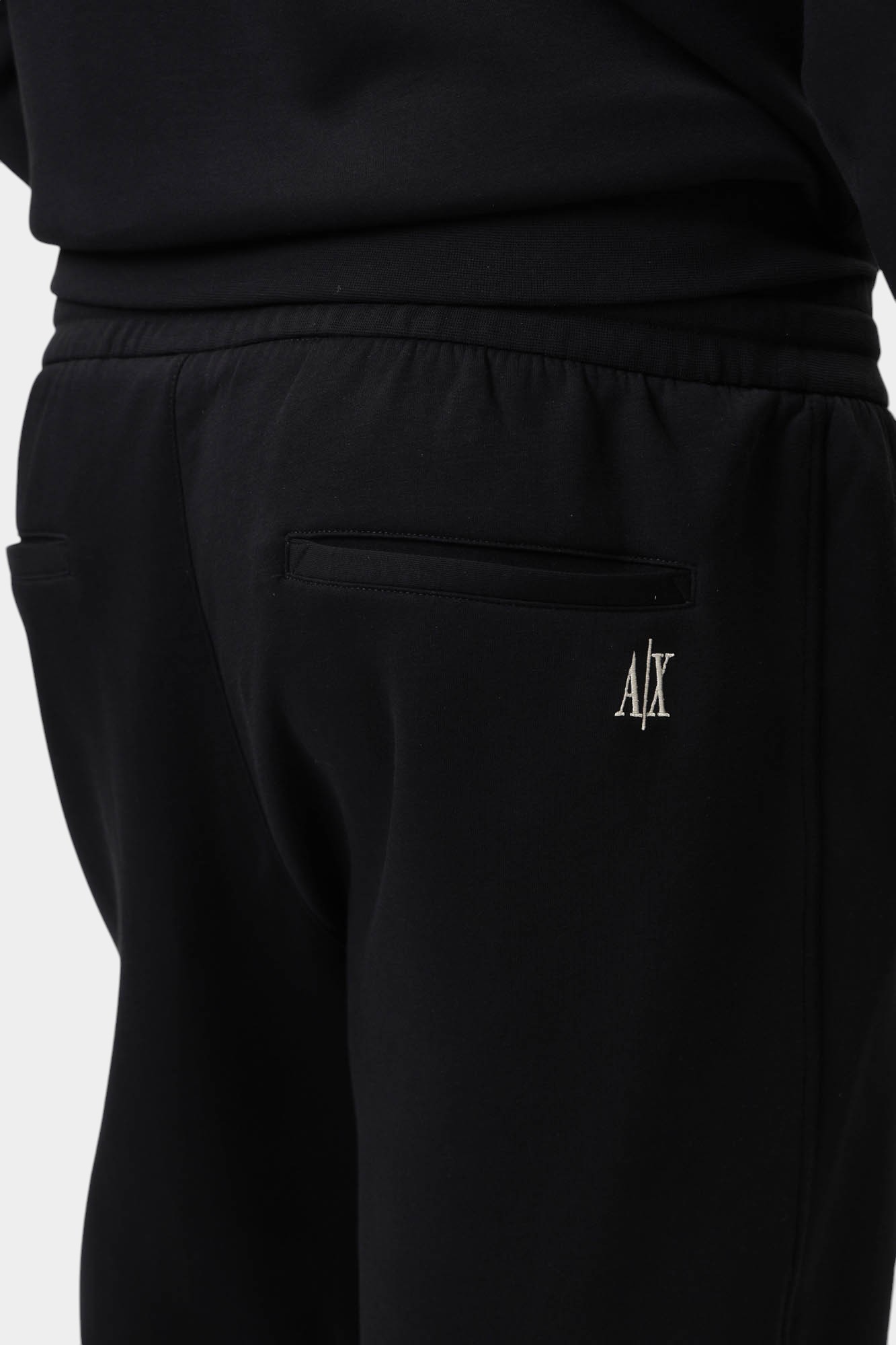 XM000373_AF10818 Брюки Armani Exchange 