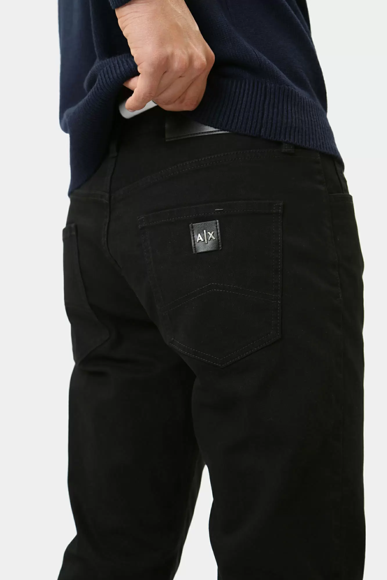 8NZJ16_Z2SBZ Брюки джинсовые Armani Exchange Черный